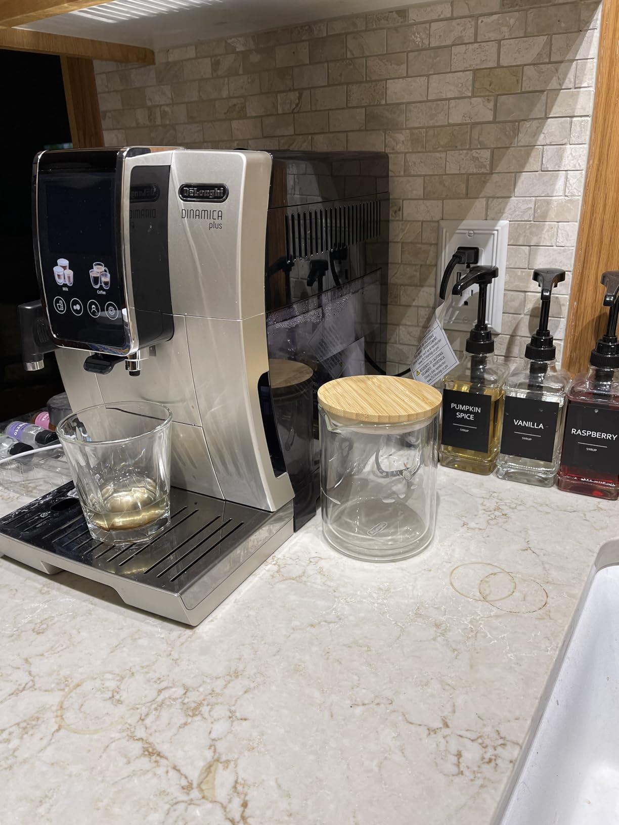 De'Longhi Dinamica Plus Fully Automatic Espresso Machine | 24+ Recipes, Built in Grinder & Automatic Milk Steam Wand with 3 Frother Modes, 4 User Profiles customer photo 2