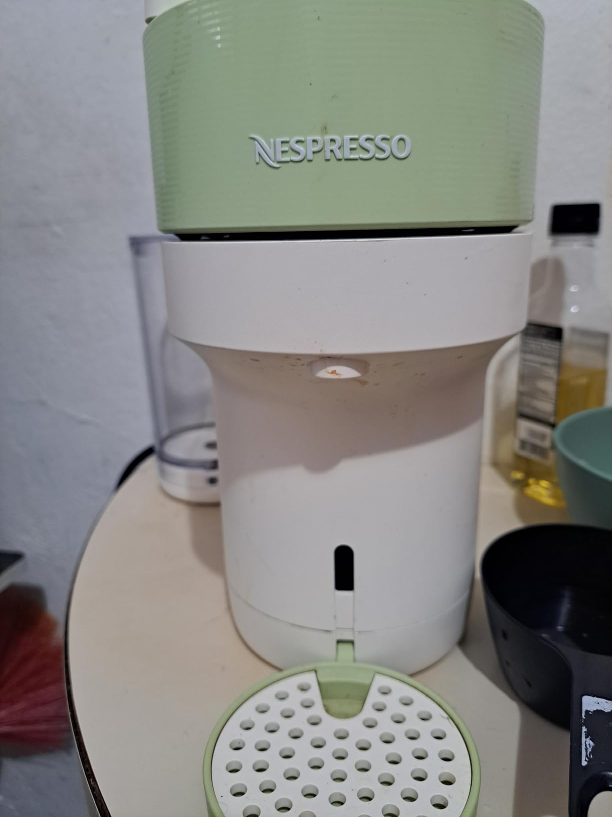 Nespresso Vertuo Pop+ Coffee & Espresso Maker by De'Longhi, Limited Edition Pistachio customer photo 1