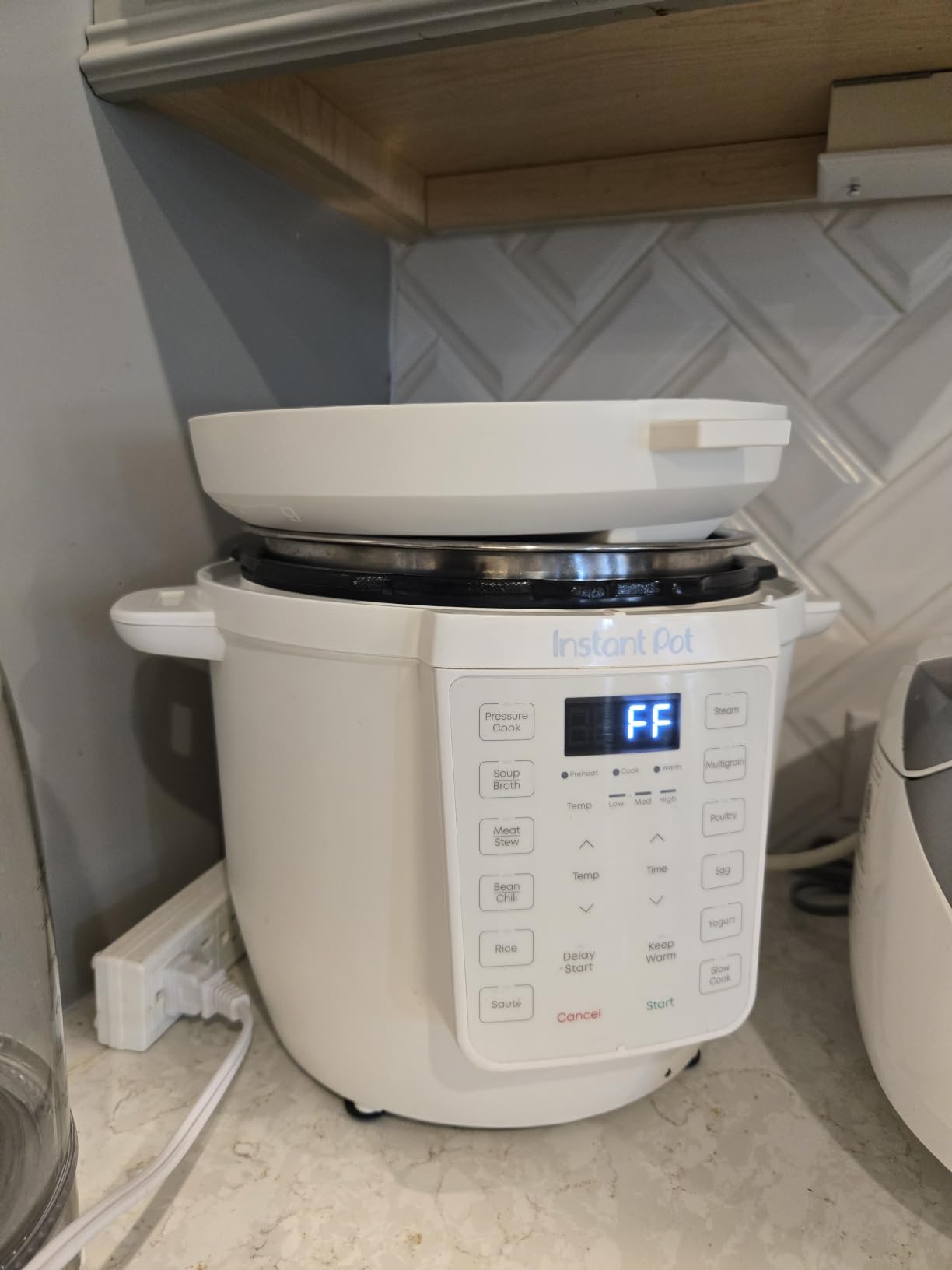 Instant Pot 4QT RIO Mini 7-in-1 Multi-Cooker, Pressure Cooker, Slow cook, Sauté, Steam, Rice Maker, Yogurt, & Warmer, Black, 4 Quarts customer photo 1