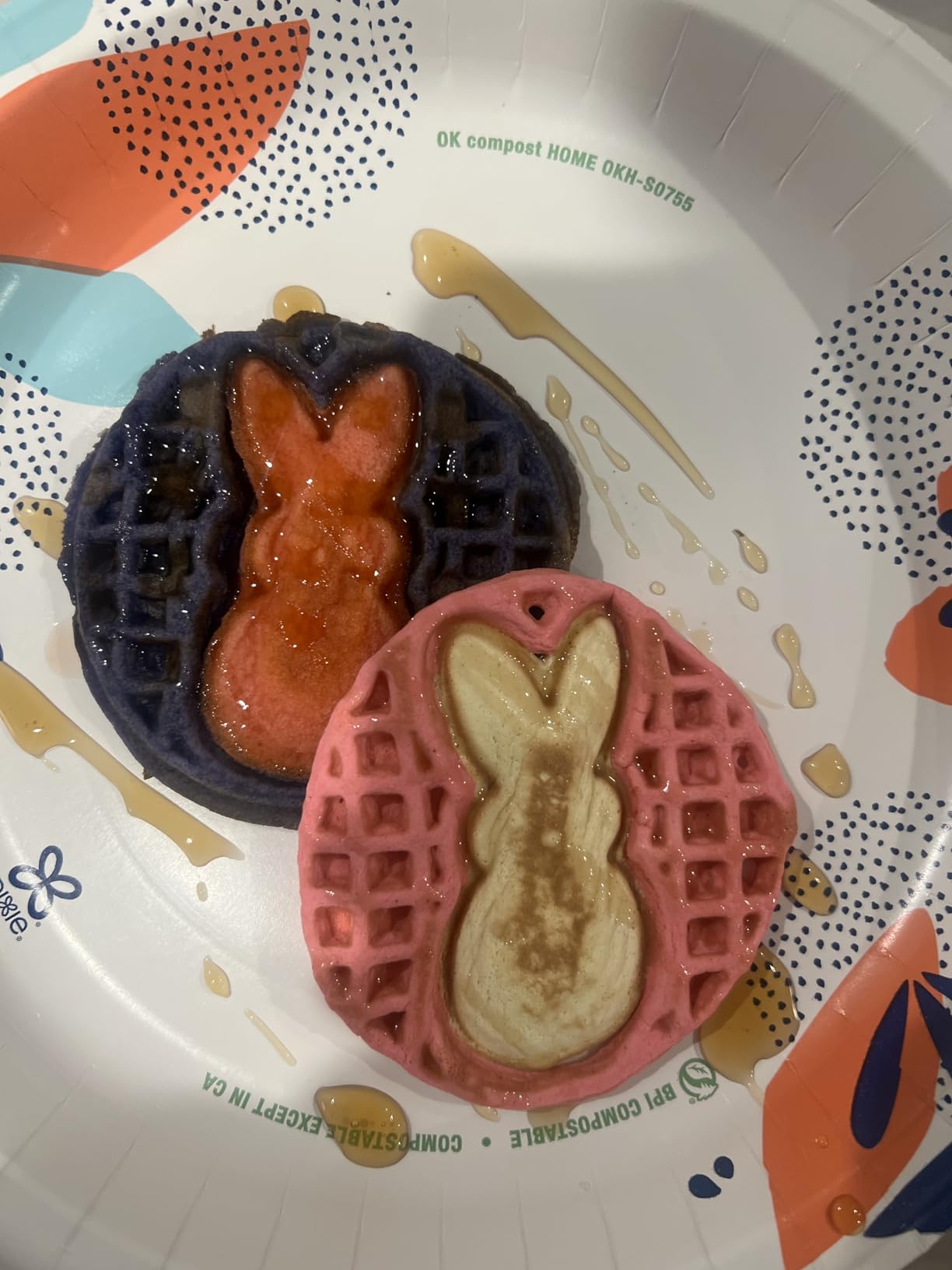 Peanuts x Dash Snoopy Mini Waffle Maker, Ceramic Nonstick Surface, White | Small Waffle Iron for Kids & Fans, Chaffle Maker, Mini Waffles for Dorms, Families & Gifts customer photo 1