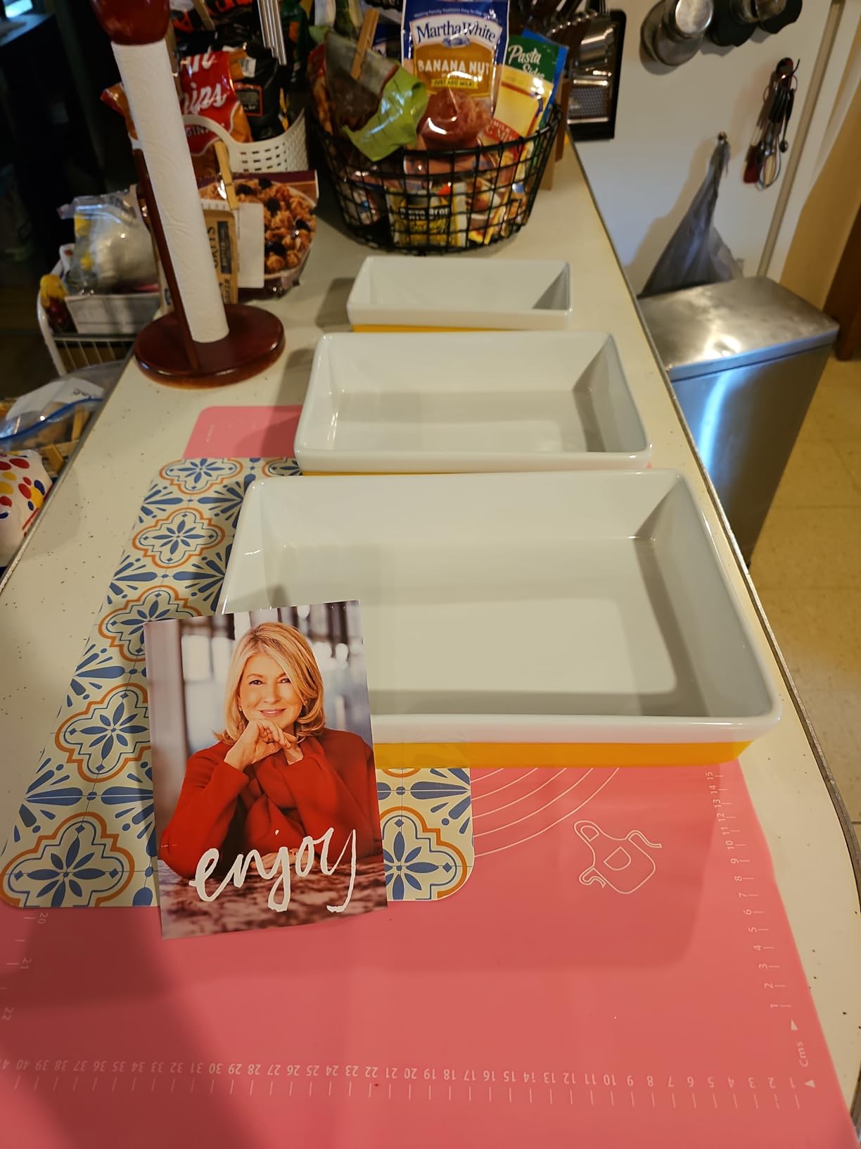 Martha Stewart Broadbrook Ceramic Bakeware, 13x9 Inch Rectangular Baking Dish with Handles, Cream Glazed Stoneware for Casseroles, Lasagna, Roasts & Desserts, Oven & Dishwasher Safe customer photo 1