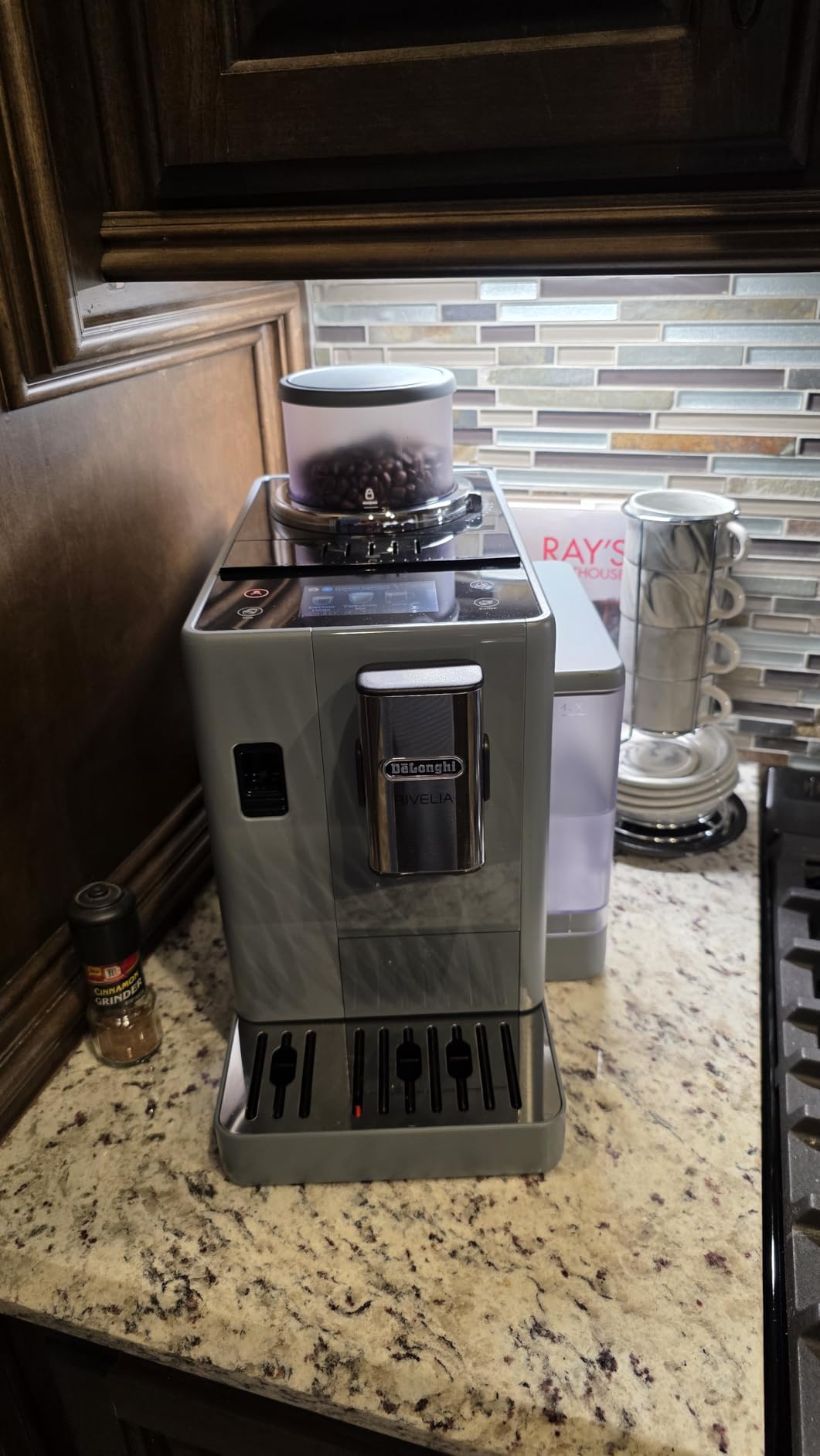 De'Longhi Rivelia Automatic Espresso Machine, Milk Frother, Pebble Gray | Removable Bean Hoppers, 18 One-Touch Recipes, Milk Frother customer photo 1