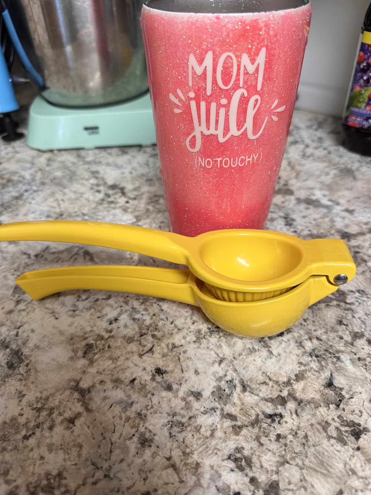 Zulay Kitchen Metal Lemon Squeezer - Handheld Lemon Juicer Squeezer - Easy to Use Citrus Juicer - Manual Press for Extracting the Most Juice Possible - Extracts Every Last Drop customer photo 2