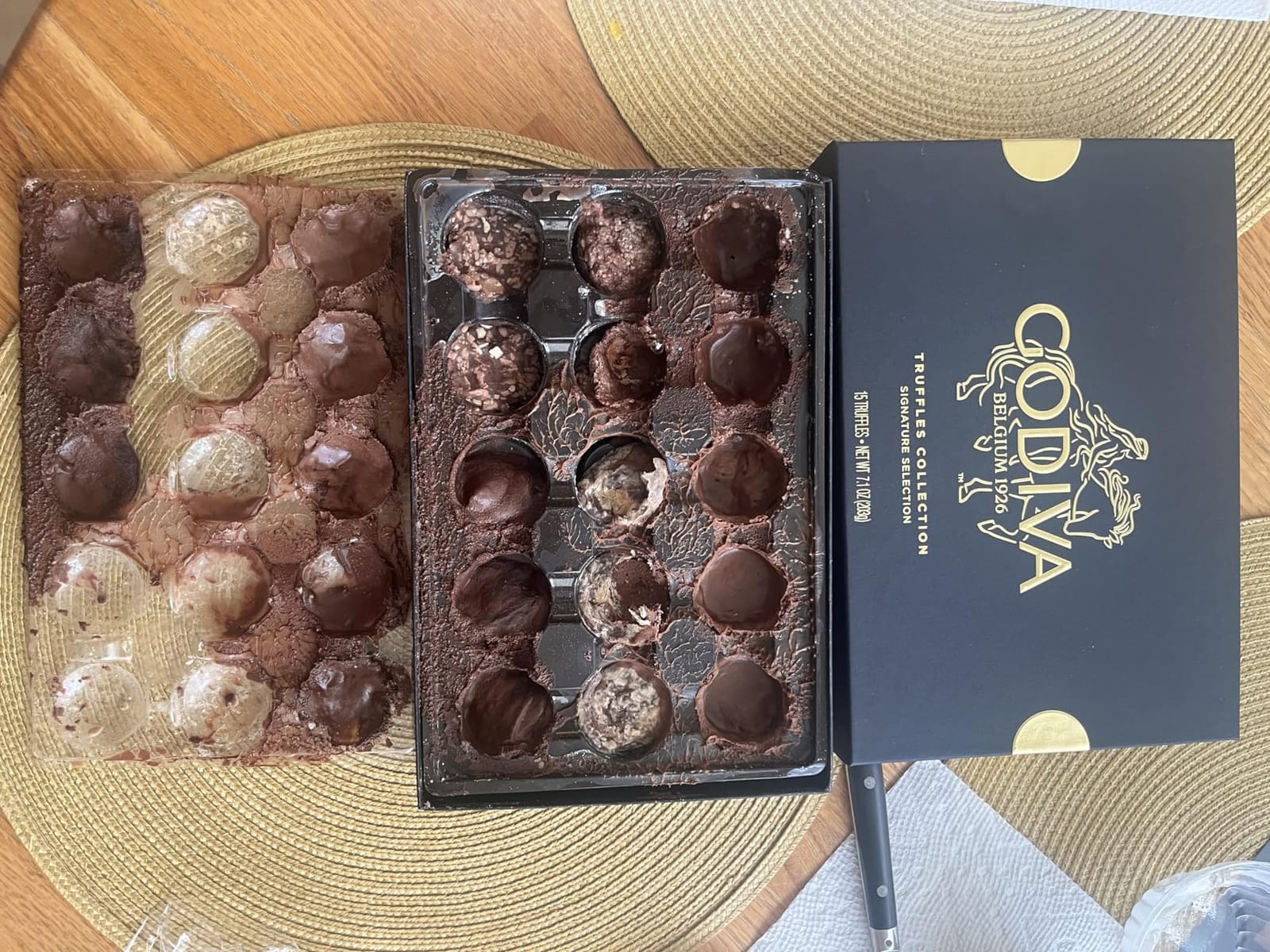 Godiva Signature Belgian Chocolate Truffles Gift Box, Gourmet, 8 Pc | Belgian dark & milk chocolate, Ganache-filled truffles, Kosher, Black gold-accent box, Great for gifting customer photo 1