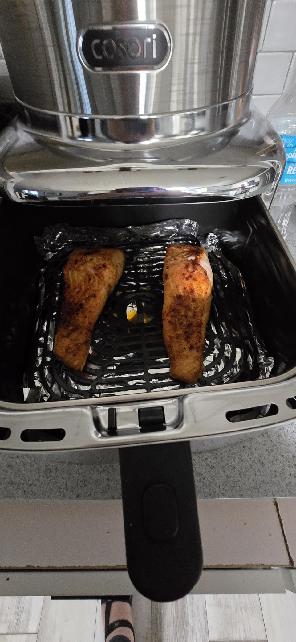 COSORI Iconic Stainless Steel Air Fryer, 6.5Qt, PFAS Free Ceramic Coating | Smart Control, Sleek Stainless Steel Structure, 5 Fan Speeds, Air Fry, Roast, Bake, Dry, Proof, Reheat, Chef-Crafted Recipes customer photo 1