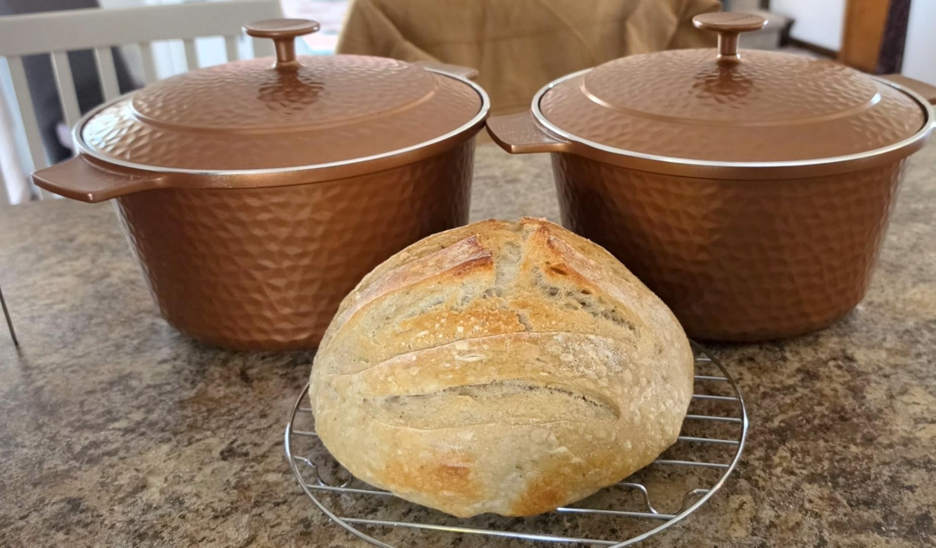 Gotham Steel Hammered 5 Qt Lightweight Dutch Oven Pot with Lid & Holders, Ceramic Non Toxic, Oven Safe & Even Heat Retaining Dutch Oven for Bread Baking Sourdough, Soup, 70% Lighter than Cast Iron customer photo 2