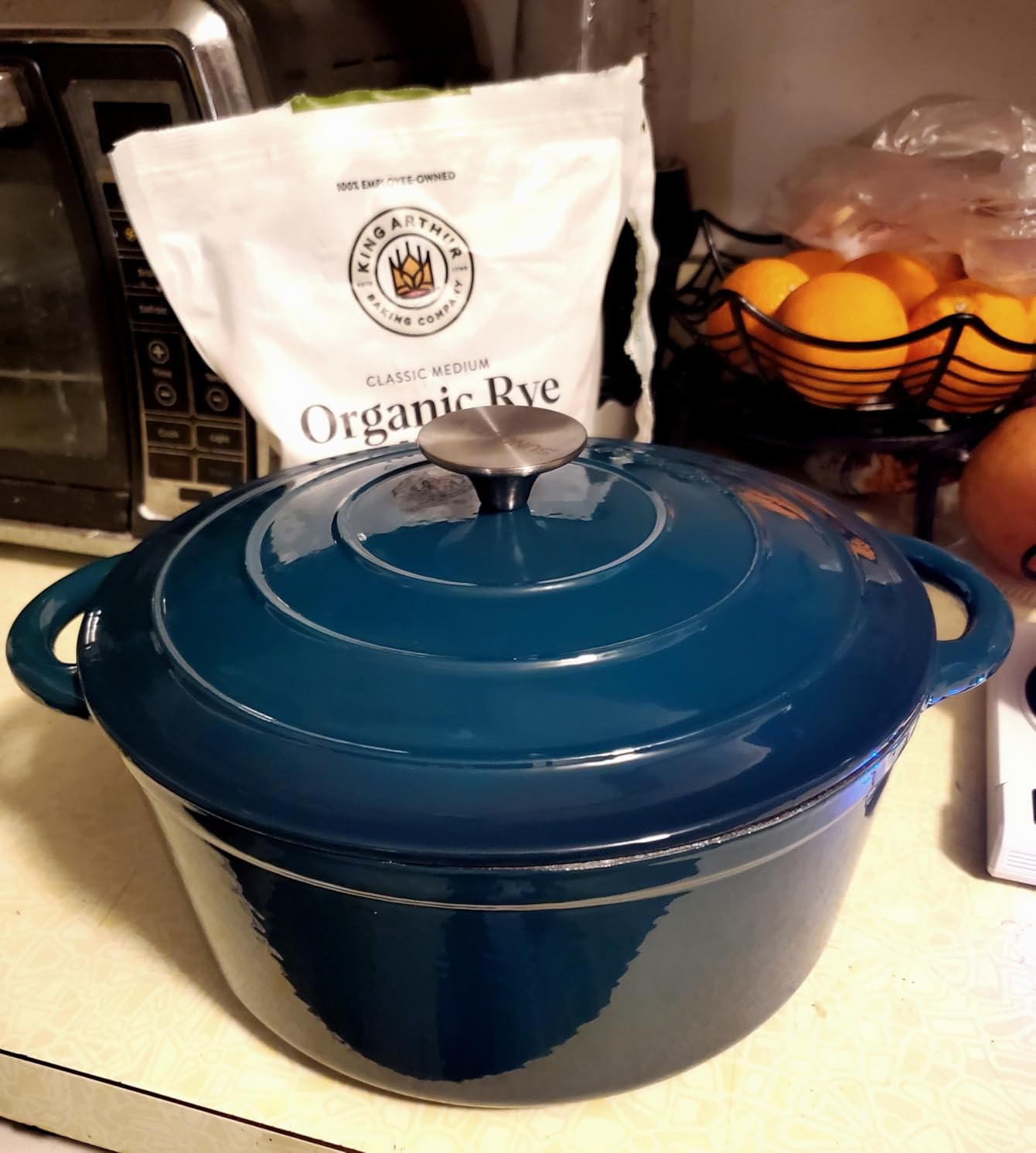 Enameled Cast Iron Dutch Oven - 6QT Pot with Lid & Cotton Potholders - Heavy-Duty Cookware for Braising, Stews, Roasting, Bread Baking, Oven Safe up to 500° F & Across All Cooktops, Cream White customer photo 1