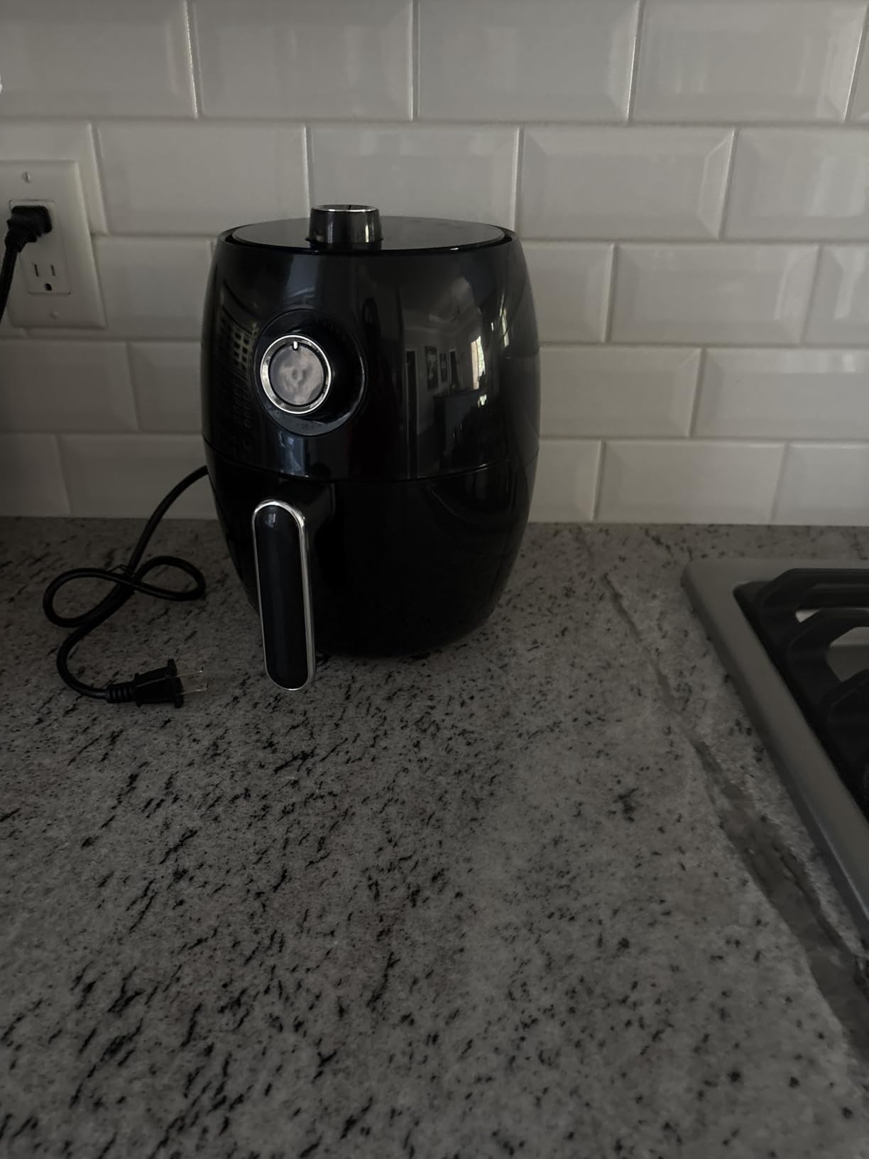 Compact Air Fryer Small, 2.1QT, 4-in-1 Small Mini Airfryer Compact, Bake, Roast, Reheat, 98% Less Oil, Adjustable Temperature & Timer, Quiet, Nonstick & Dishwasher Safe Basket, BPA-Free, Black customer photo 2