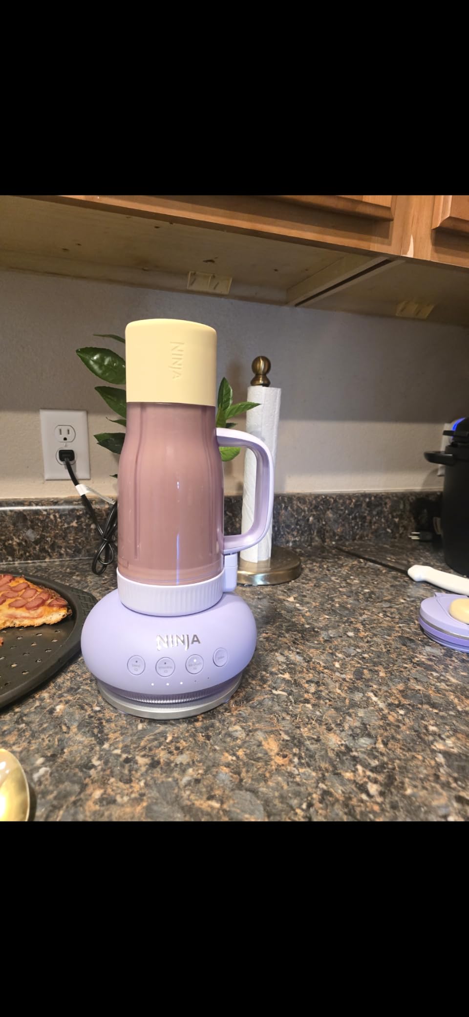 Ninja BlendBOSS Personal Blender, 26oz Tumbler, 1200PW, Cyberspace, DB351CY customer photo 1