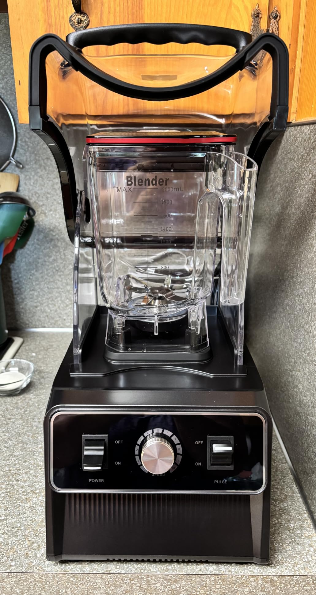 Silent Commercial Blender, Professional Quiet Blender for Smoothies, Heavy Duty Bar Mixer for Frozen Drinks, 1800W High Power with Sound Shield Enclosure, 68oz Pure Copper Motor customer photo 2