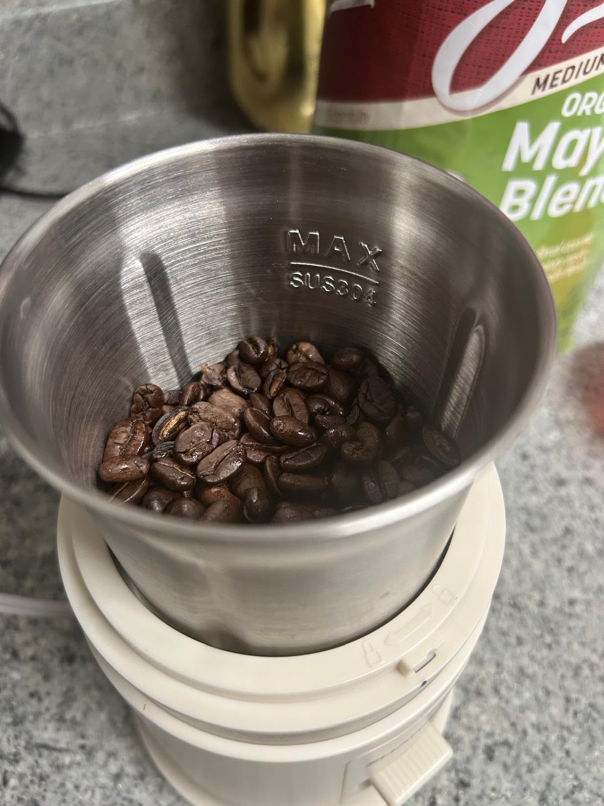 SHARDOR Quiet Coffee Grinder Electric, 70g Removable Bowl Spice Grinder for Coffee Beans, Seeds and Grains, Super Silent Grinding Mill with 60dB Low Noise, 2.5oz Capacity, Blue customer photo 2