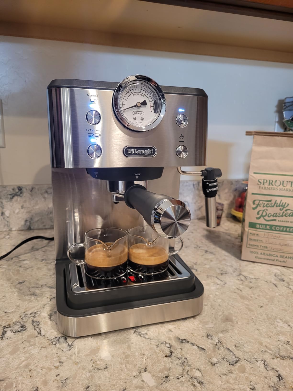 De'Longhi Classic Matte Black Espresso Machine customer photo 2