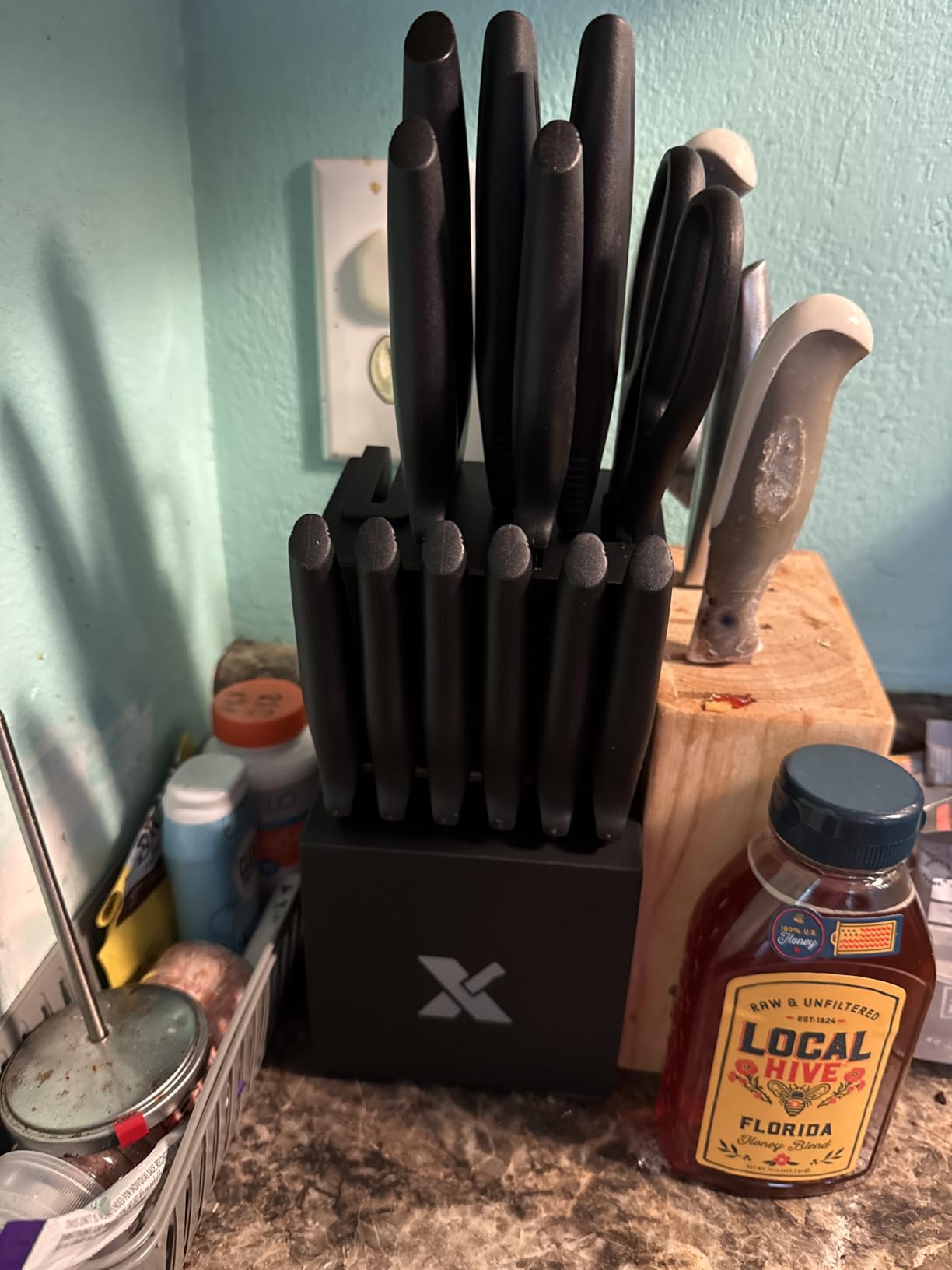 XANAPON Knife Set, 14 Pieces Kitchen Knife Set, High Carbon German Stainless Steel, Dishwasher Safe Cutlery with Built-in Knife Sharpener, Black customer photo 1