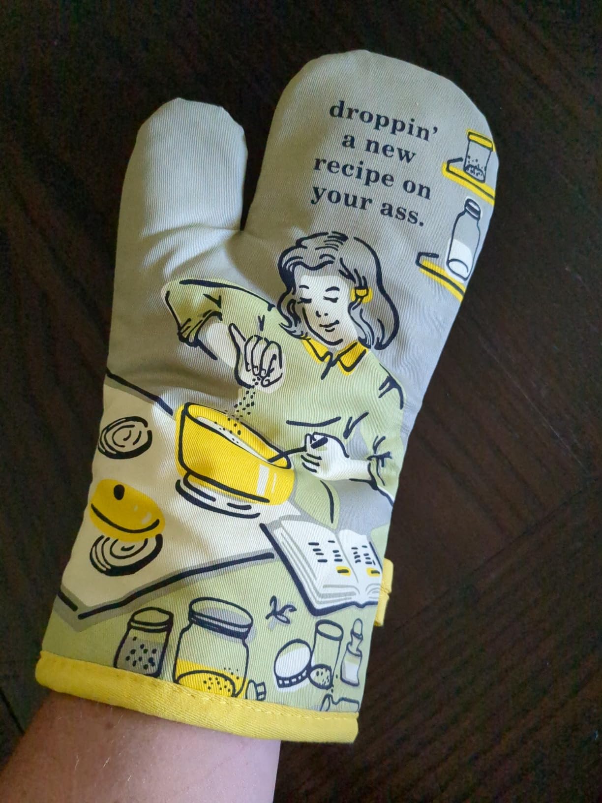 Blue Q F-ck Yeah I Made Cookies Funny and Cute Oven Mitts, Home Kitchen Gifts, Cooking Accessories, Super-Insulated Quilting customer photo 2