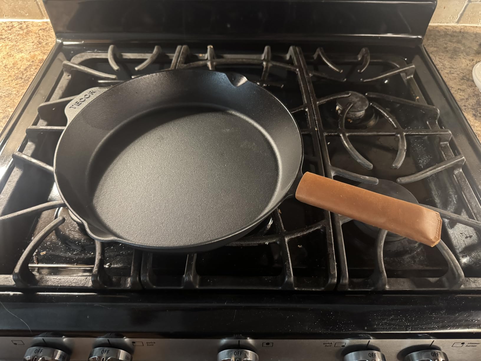 Classic Cast Iron Skillet 12 Inch | German-Engineered, PFAS-Free, Naturally Non-Stick customer photo 1