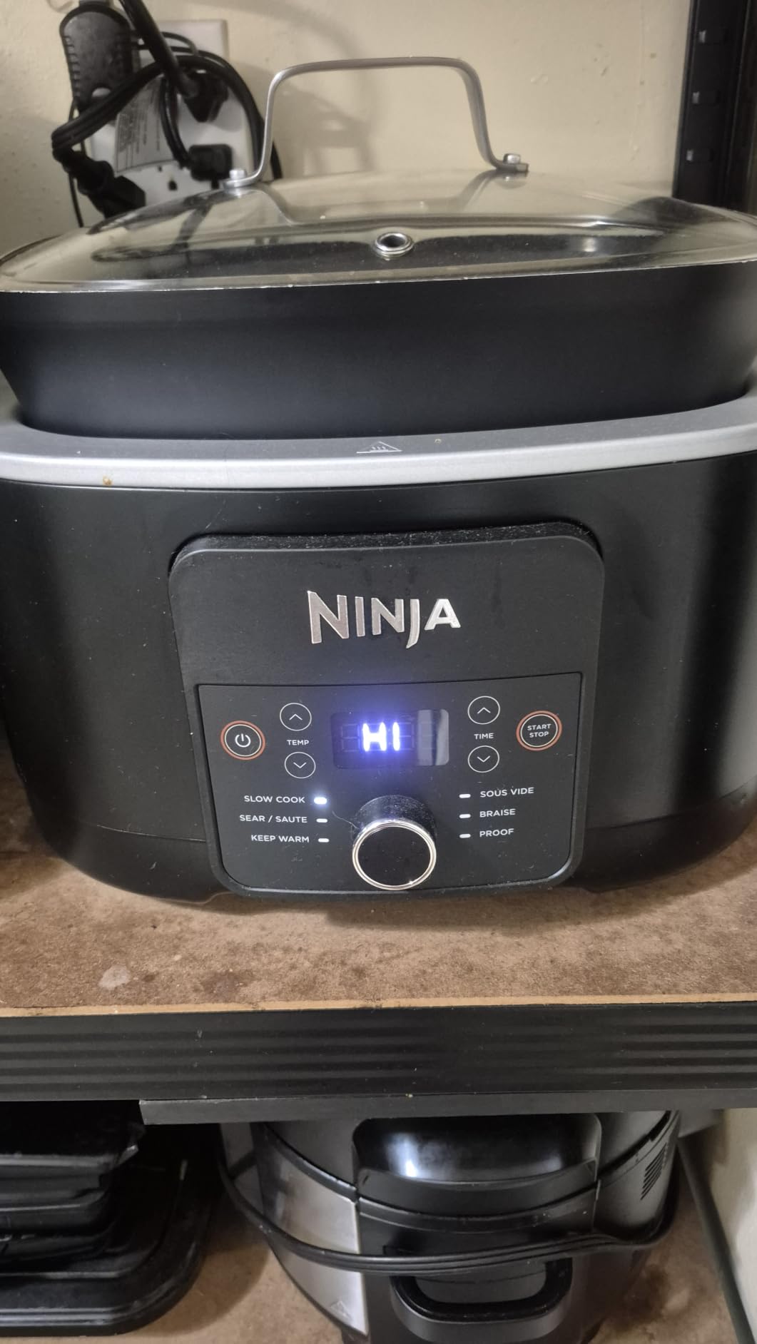 Ninja MC2001 PossibleCooker PRO Plus, 8.5-QT Multicooker, 9 Functions, Slow Cook, Sear, Sauté, Proof, Pasta/Rice, Replace 16 Kitchen Tools, Oven-Safe Ceramic Pot, 1400-Watt, Blue (2026 Release) customer photo 1
