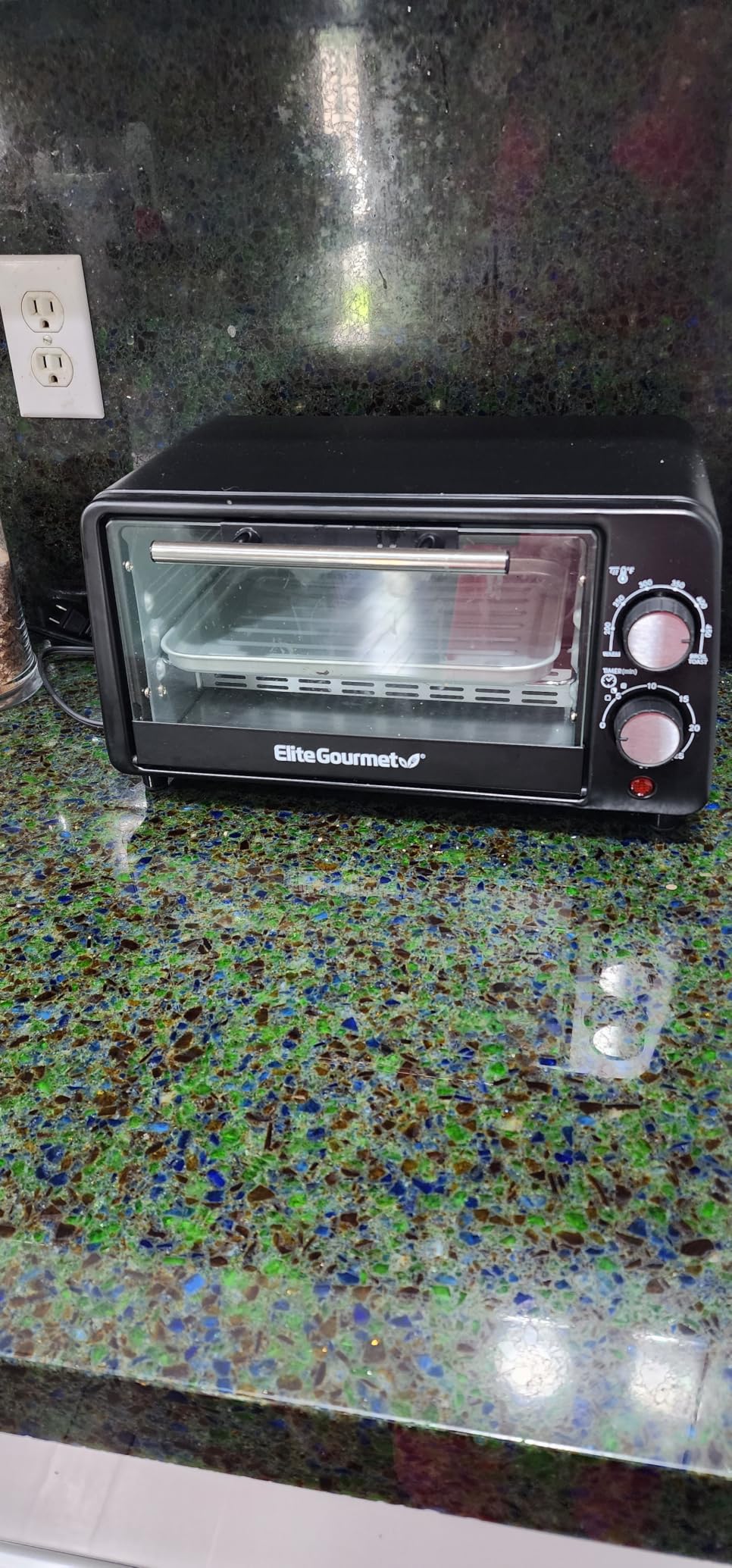 Elite Gourmet ETO449X Countertop Toaster Oven, 9.5Qt / 4-Slice Capacity, Fits 8'' Pizza, 800W Quartz Heating, 200-450°F Adjustable Temperature, 30-Min Timer, Compact Mini Oven, Black customer photo 2