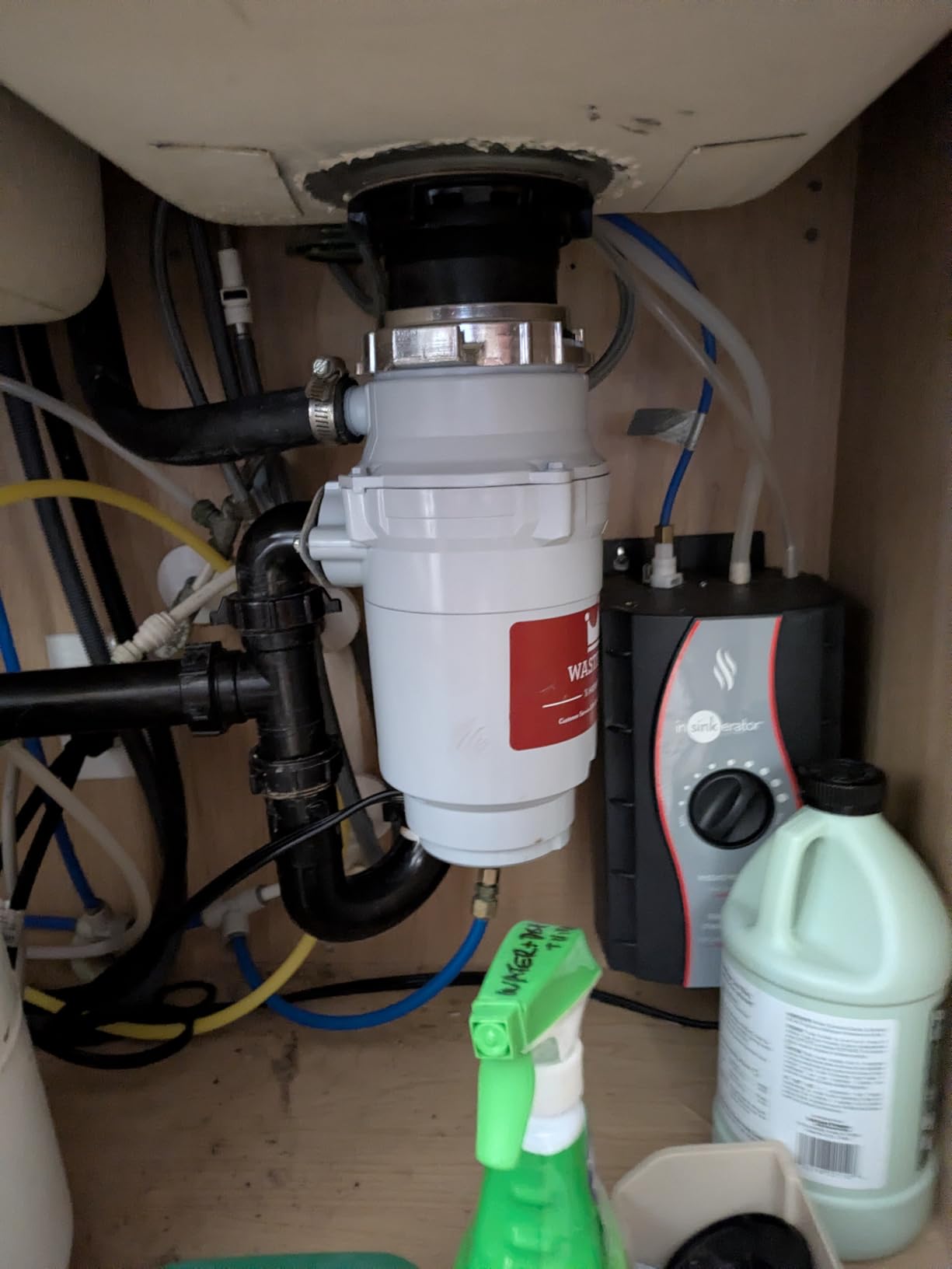 Moen L-1001 Waste King 1/2 HP Garbage Disposal with Power Cord customer photo 1