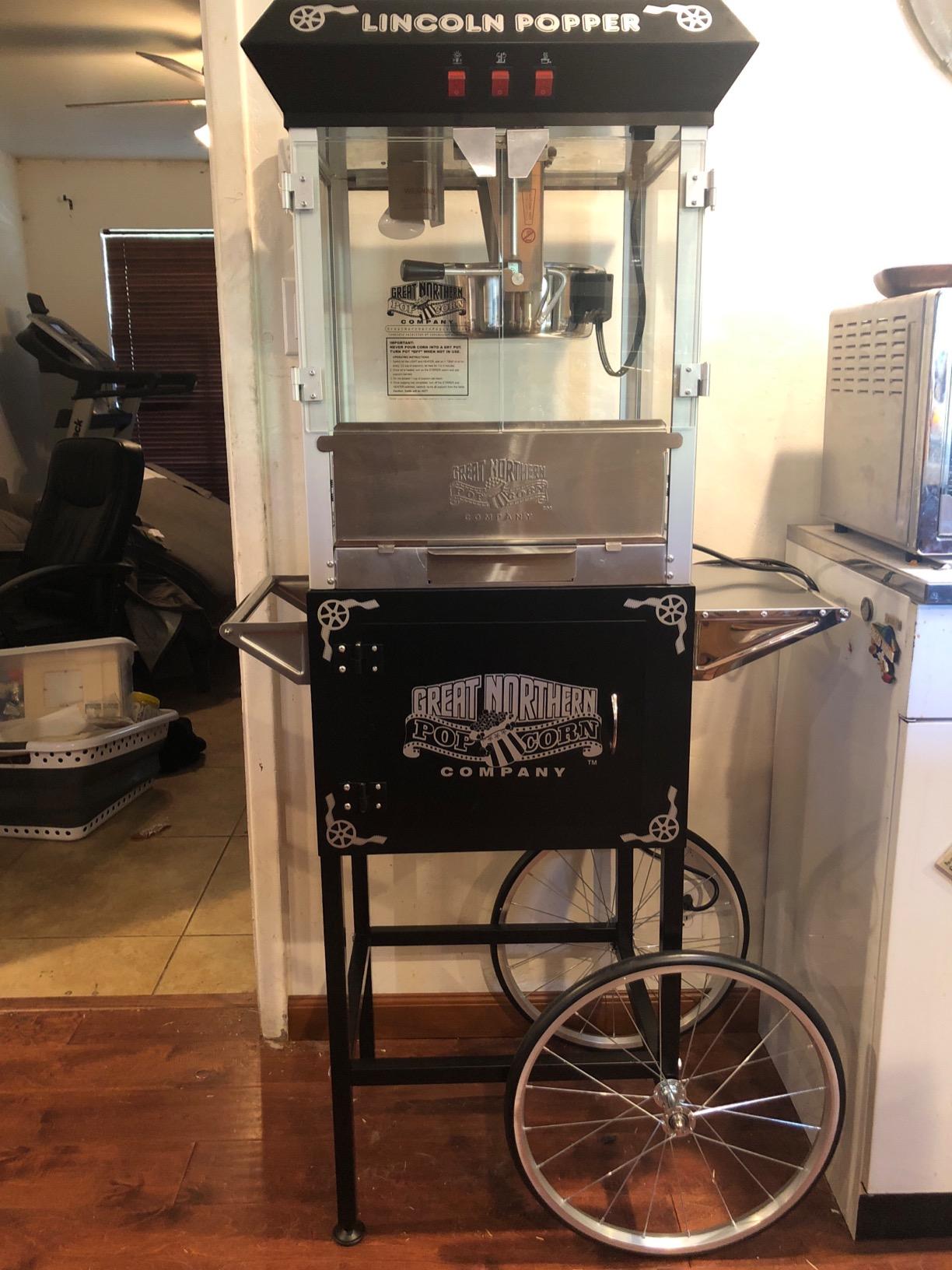 Great Northern Popcorn Lincoln 8oz Popcorn Machine with Cart, Black customer photo 2