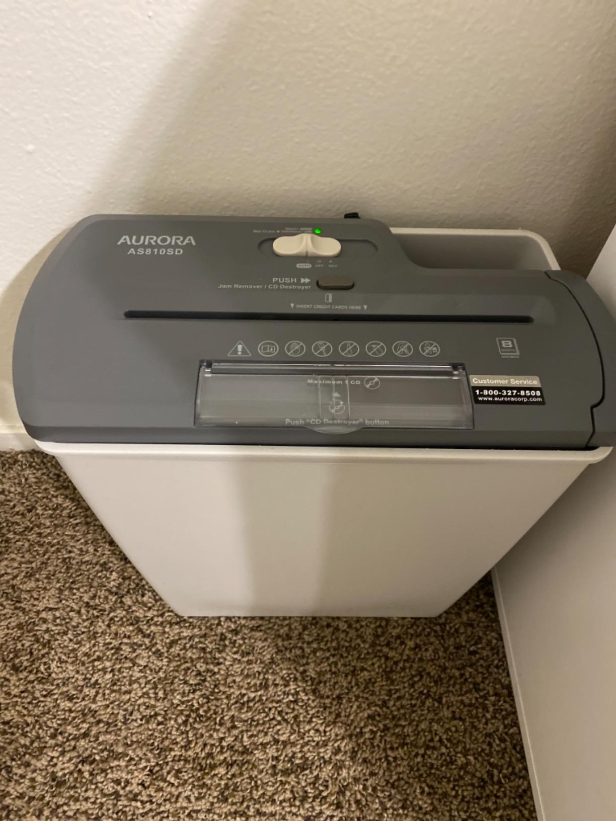 Aurora AS810SD 8-Sheet Strip-Cut Paper, CD and Credit Card Shredder Basket customer photo 1