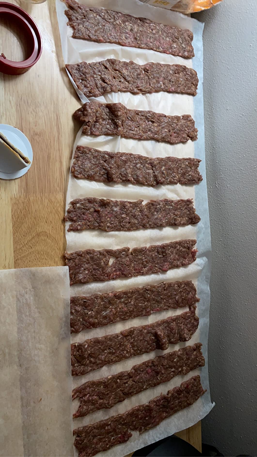 NESCO BJX‑5 Jumbo Jerky Works Kit for Home Jerky Making, Easy‑Use Manual Jerky Press customer photo 1