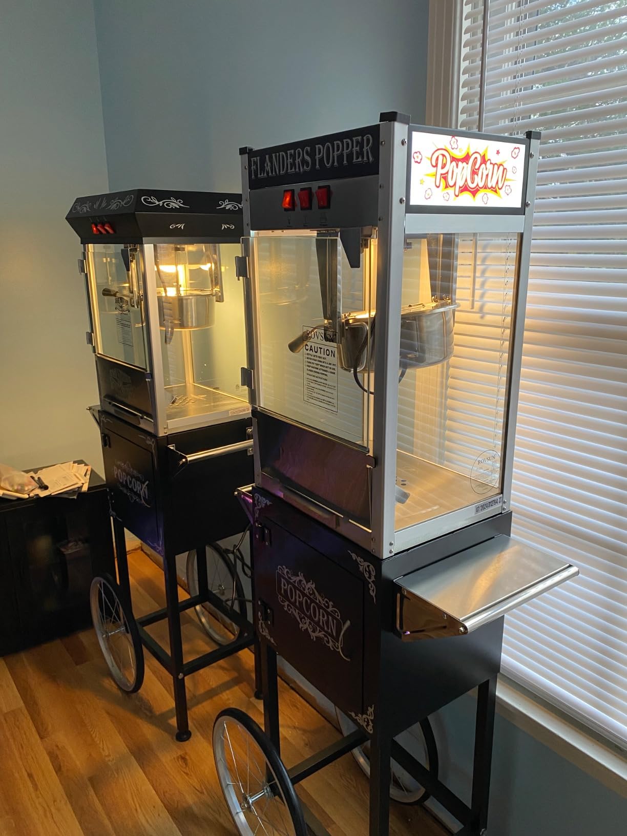 Great Northern Popcorn Foundation 8oz Popcorn Machine Cart on Wheels, Black customer photo 2