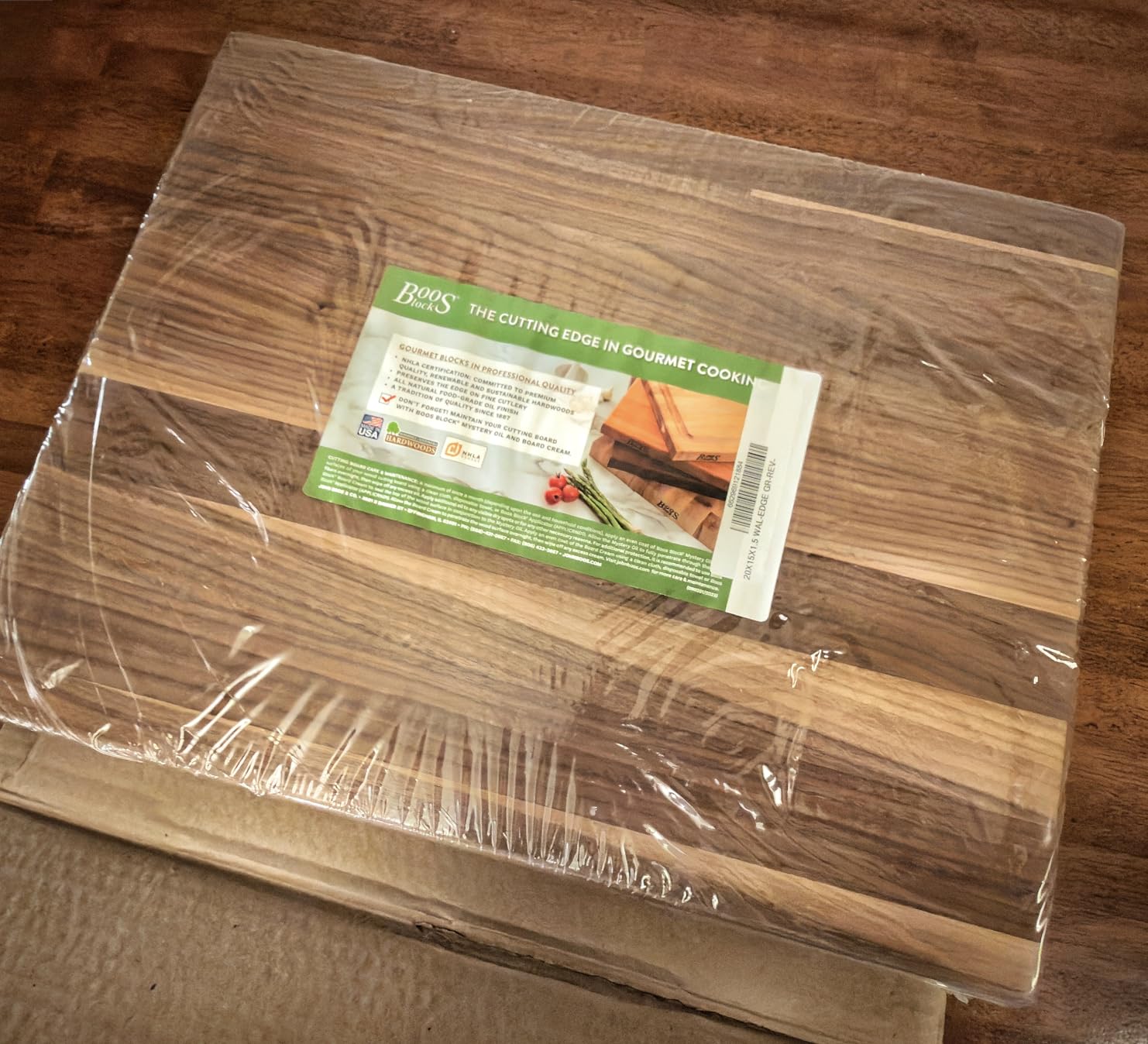 John Boos R-Board Series Rectangular Wooden Walnut Cutting Board 18”x12” customer photo 1