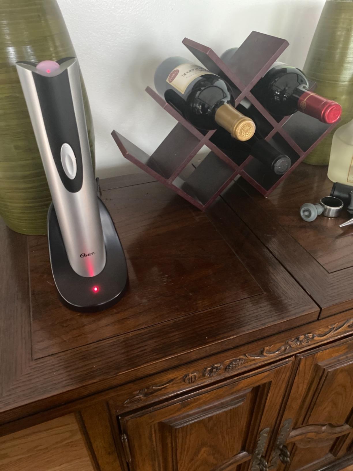 Oster Cordless Electric Wine Bottle Opener with Foil Cutter, Silver customer photo 2