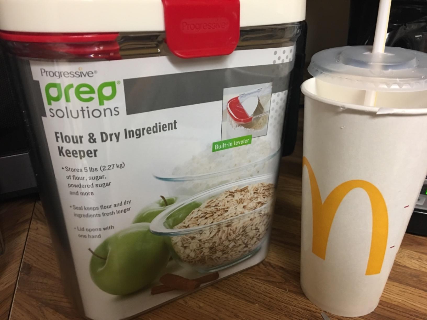 PrepSolutions Flour Keeper – Airtight Storage Container for Flour, Sugar & Dry Goods, 5 lb Capacity, BPA-Free, Easy Pour Design customer photo 1