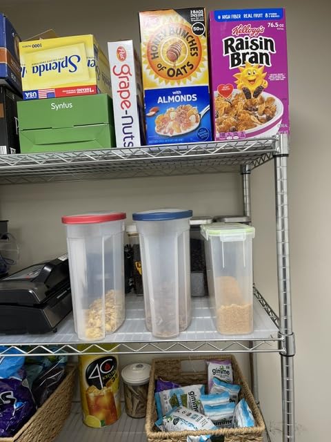 Rubbermaid Flex and Seal Cereal Keeper, 1.5 Gallon, BPA-Free, Clear with Red Lid, Airtight customer photo 2