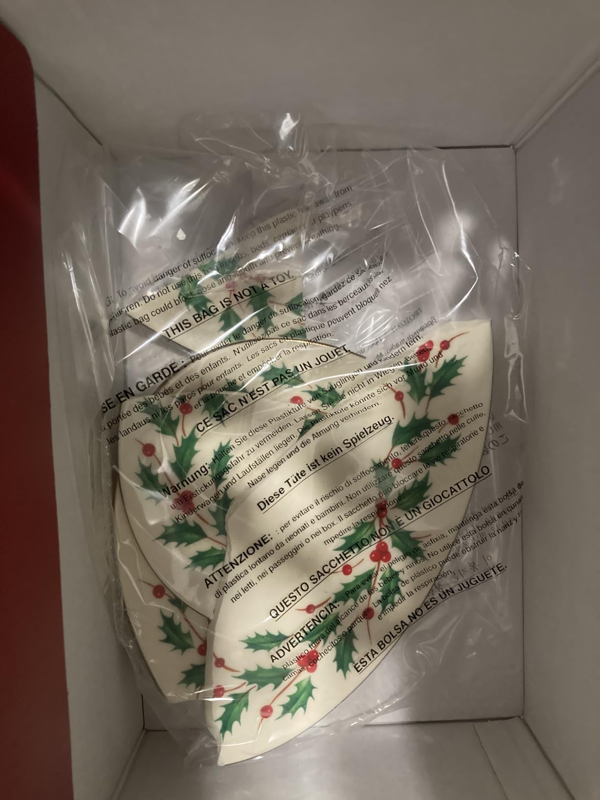 Lenox Holiday Porcelain Christmas Gravy Boat with Stand, 16oz customer photo 1