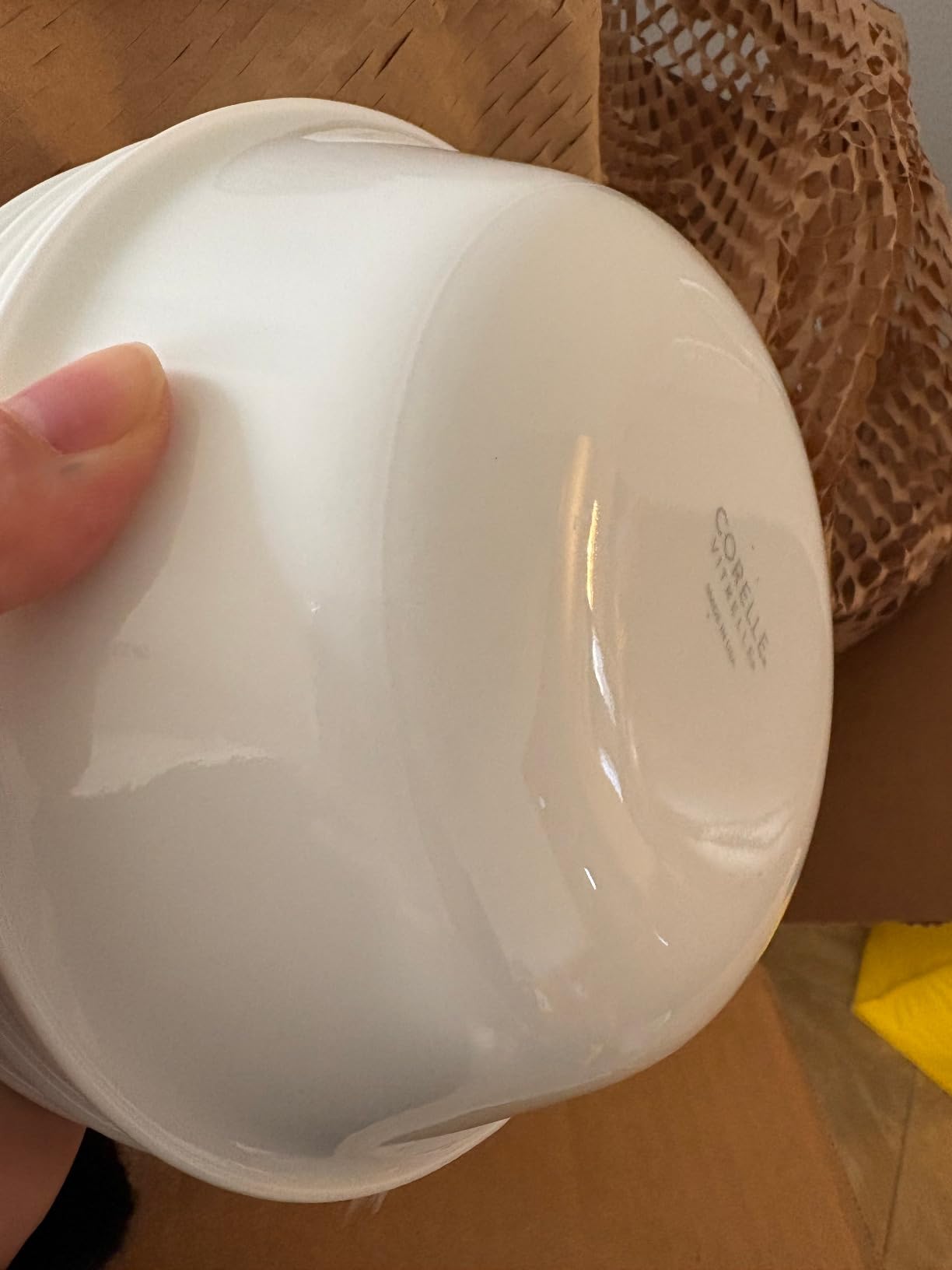 Corelle Vitrelle 18-Piece Service for 6 Dinnerware Set Triple Layer Glass and Chip Resistant, Lightweight Round Plates and Bowls Set, Winter Frost White customer photo 2