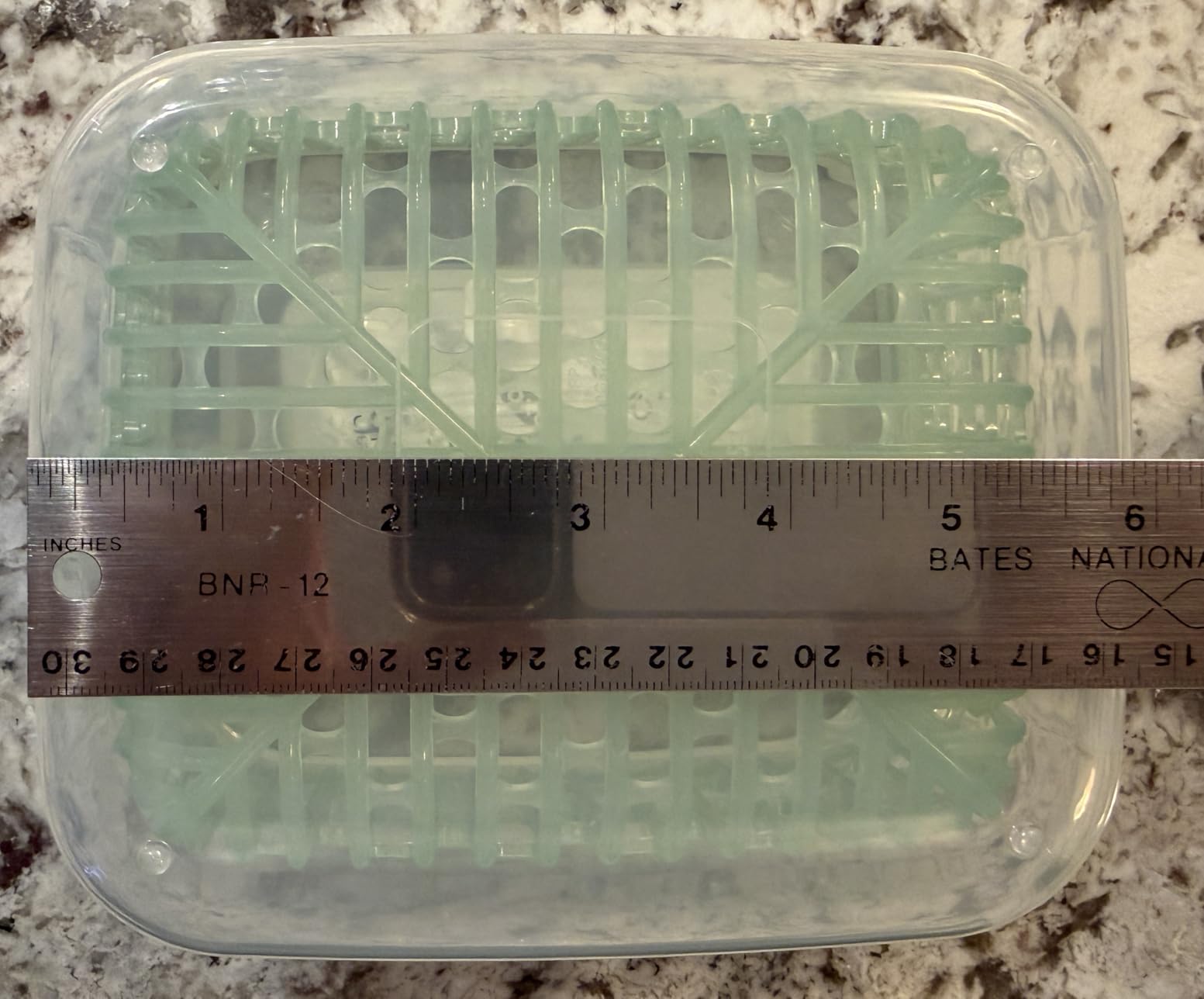 OXO Good Grips GreenSaver Produce Keeper - Large,White customer photo 1