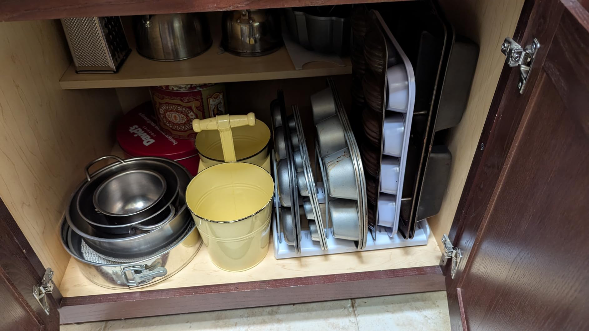YouCopia StoreMore Bakeware Rack, Adjustable Dividers, Baking Pan Organizer customer photo 2