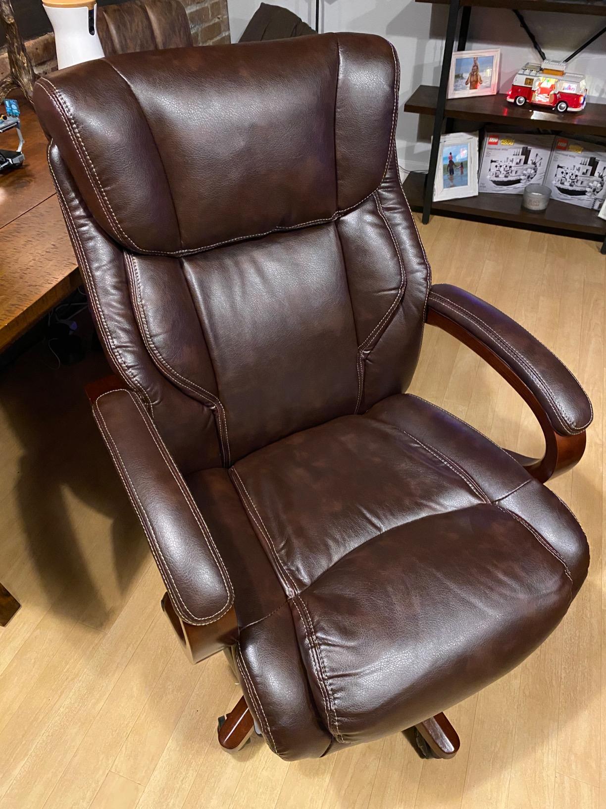 La-Z-Boy Executive Ergonomic Office Chair with Lumar Support, Leather Chair customer photo 2