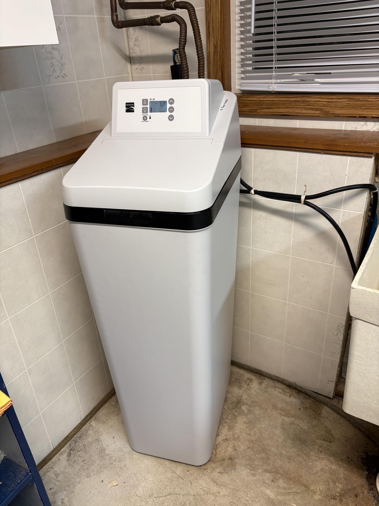 Kenmore 350 Whole House Water Softener System, 32,000 Grain, 1-4 People customer photo 1