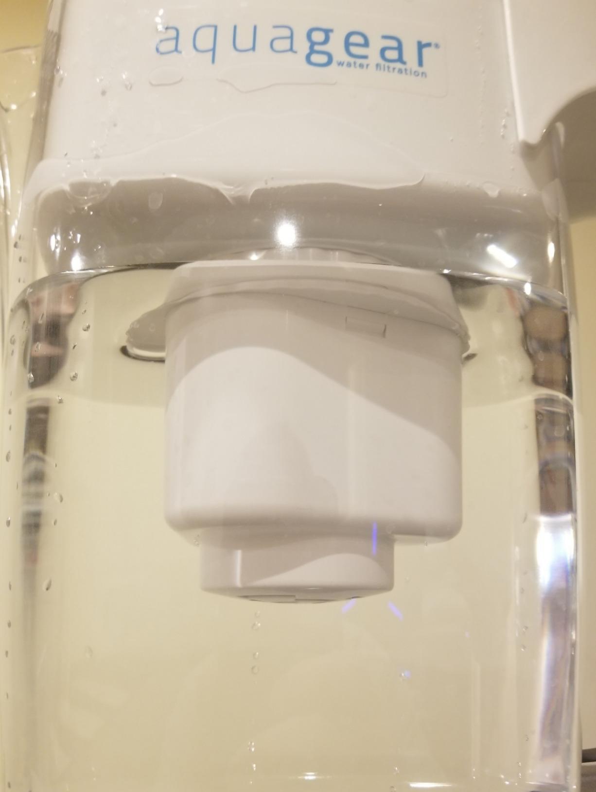 Aquagear Water Filter Pitcher – Lead, Chlorine, PFOA/PFOS, Microplastics Filter, 10 Cup, 120 Gallon Filter Life - Filter Media Made in USA customer photo 1