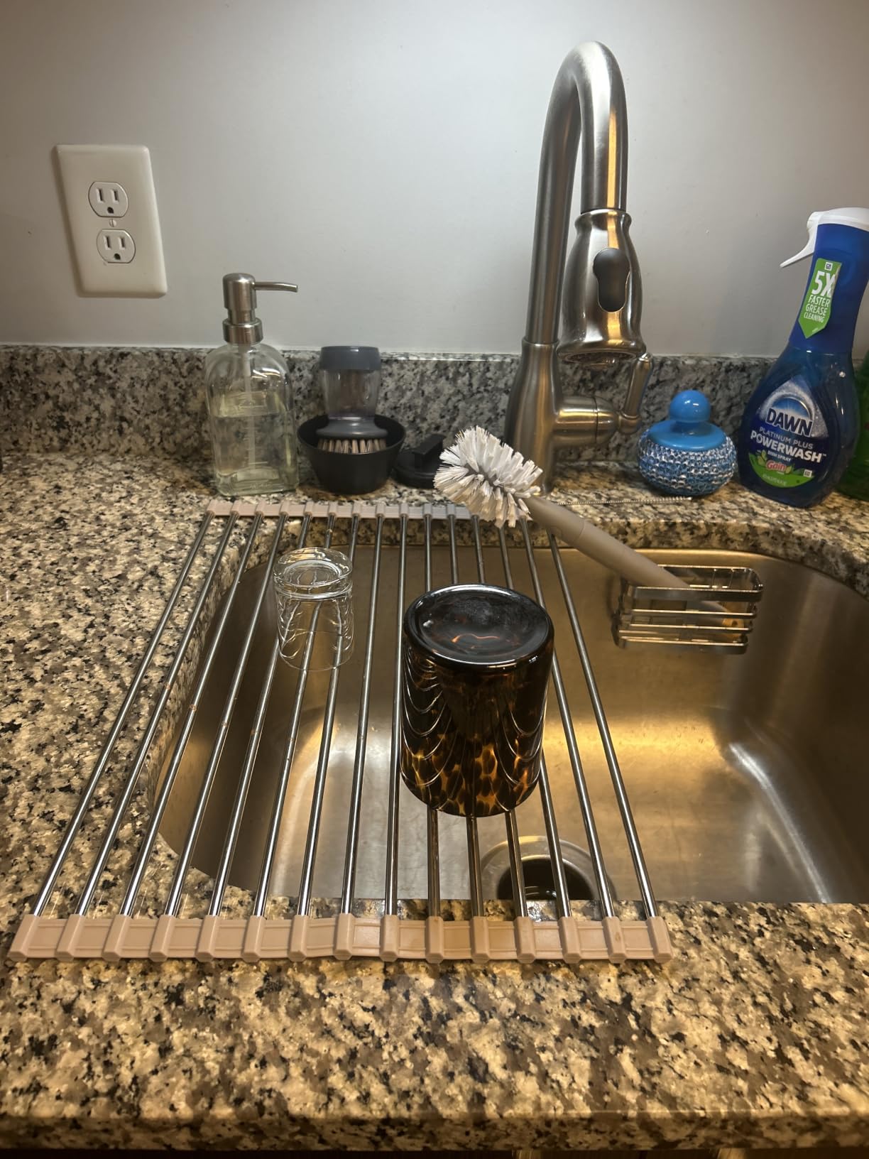 Ahyuan Roll up Dish Drying Rack Over The Sink Kitchen Roll up Sink Drying Rack Portable Dish Drainer Foldable Dish Drying Rack (Black, 17.8''X11.8'') customer photo 1