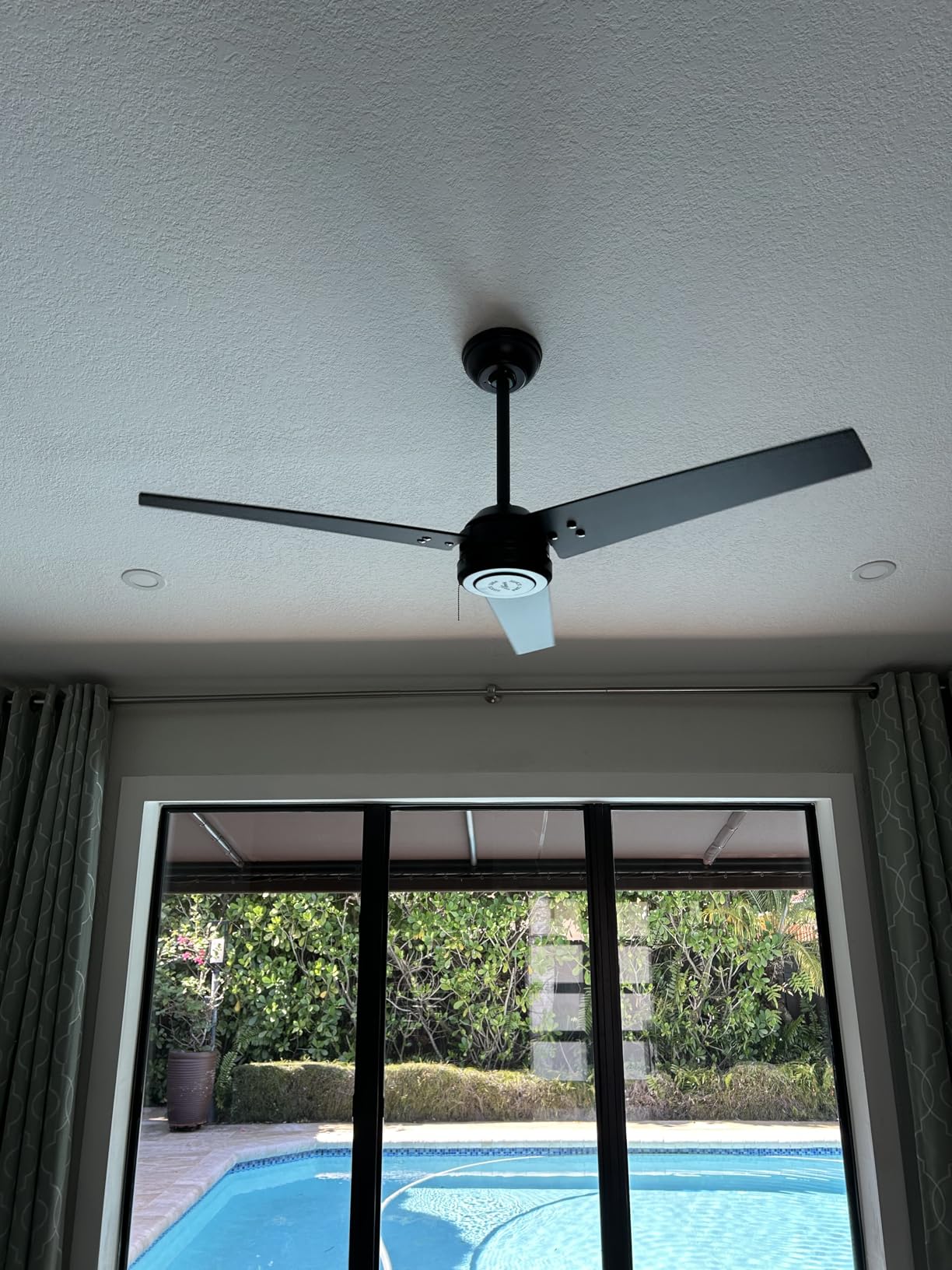 Hunter Cassius, Outdoor or Indoor, Ceiling Fan, 52 inch, Matte Black customer photo 1