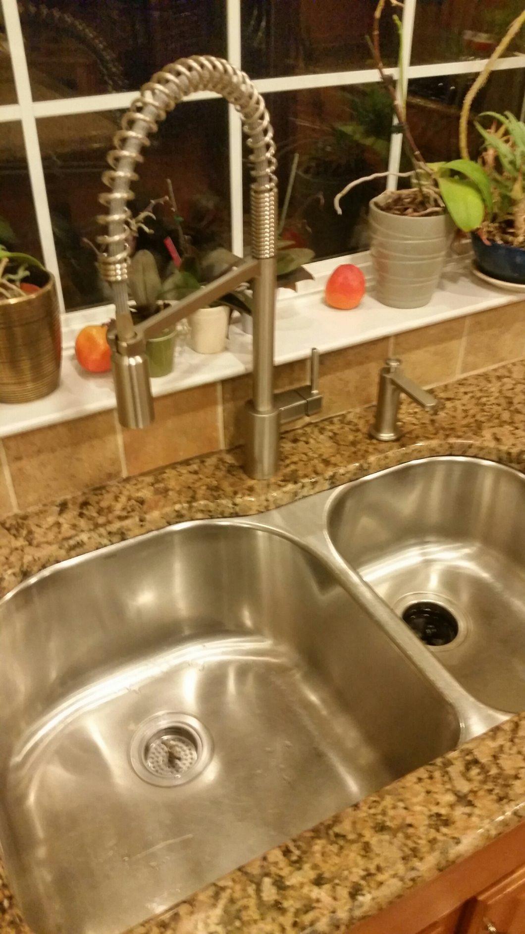 Moen Align Spot Resist Stainless Pulldown Kitchen Faucet, Single Hole, Modern Spring Style with Pre-Rinse and Power Boost Pull Down Sprayer, Easy Installation, 5923SRS customer photo 1