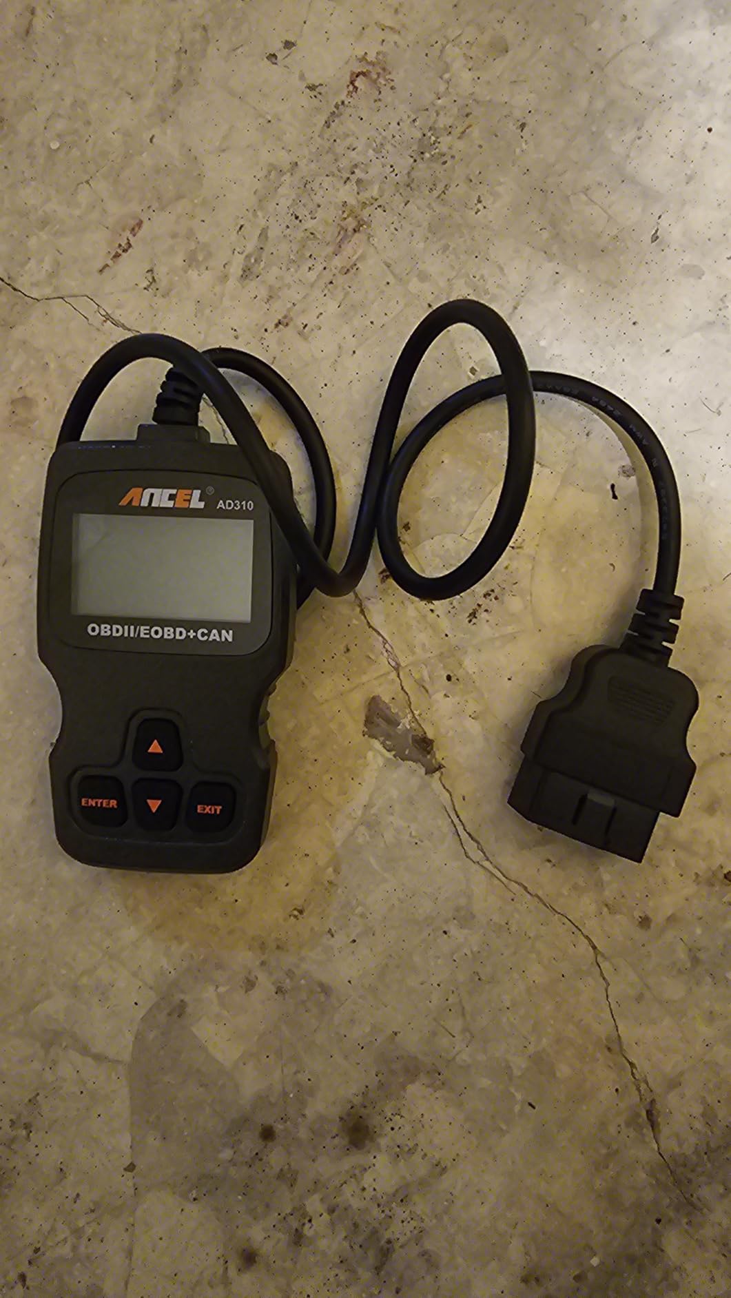 ANCEL AD310 Classic Enhanced Universal OBD II Scanner Car Engine Fault Code Reader CAN Diagnostic Scan Tool, Read and Clear Error Codes for 1996 or Newer OBD2 Protocol Vehicle (Black) customer photo 1