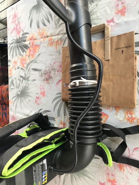 Greenworks 80V (180 MPH / 610 CFM / 75+ Compatible Tools) Cordless Brushless Backpack Blower, 2.5Ah Battery and Rapid Charger Included, Green/Black customer photo 1