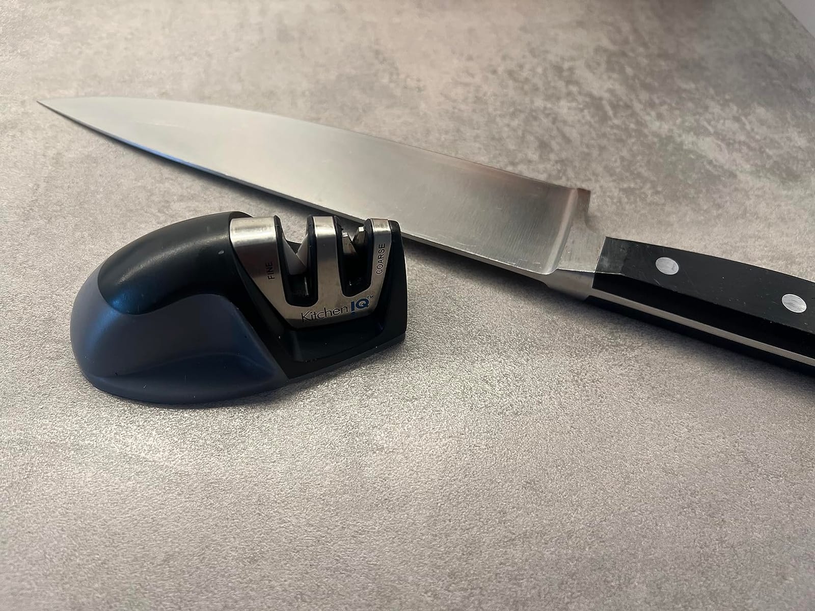 KitchenIQ 50825 | Diamond Deluxe Edge Grip 2-Stage Knife Sharpener | Black | Coarse & Fine Sharpeners | Compact for Easy Storage | Non-Slip Base | Soft Grip Rubber Handle | Straight & Serrated Knives customer photo 2