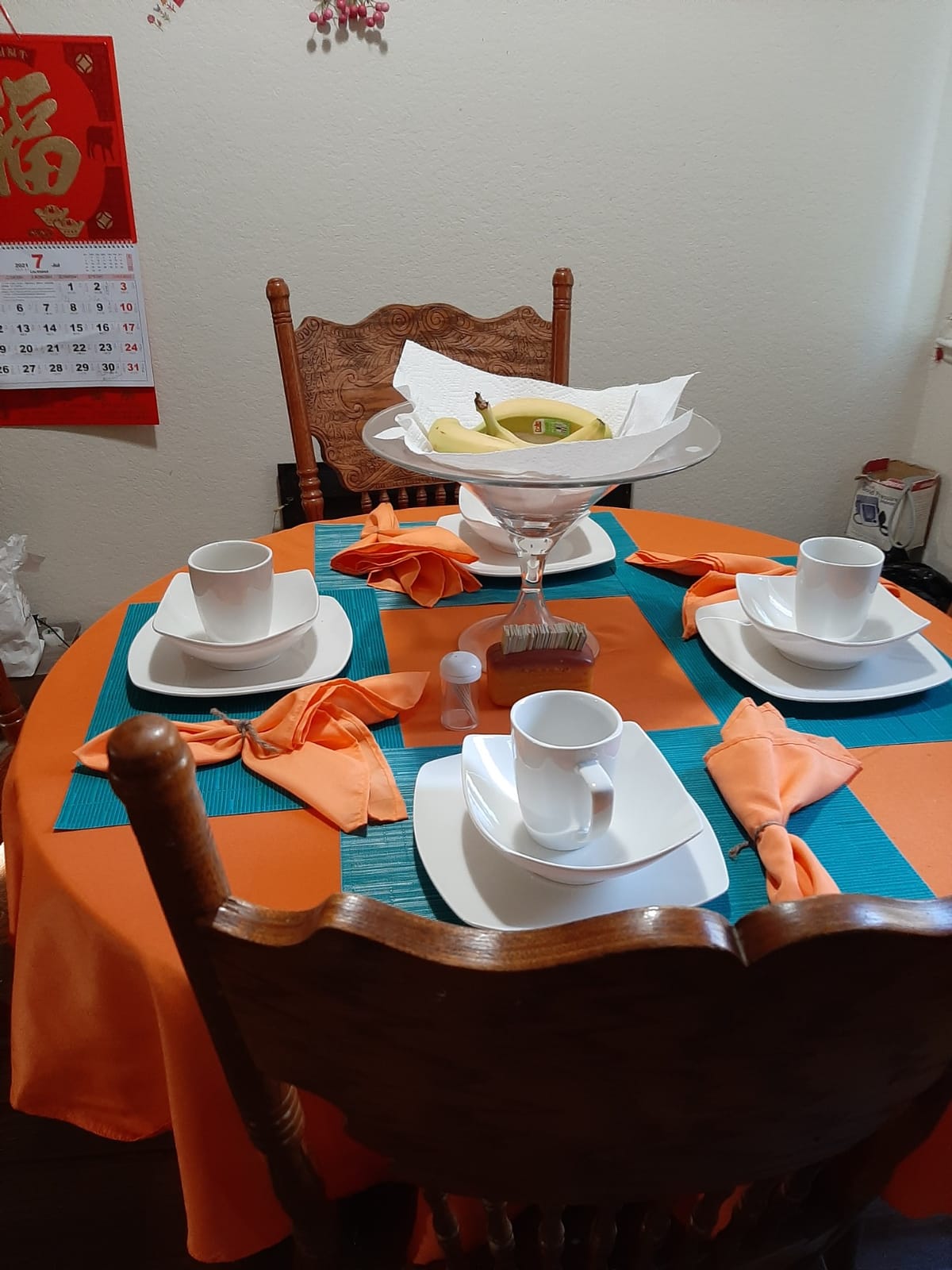 Gibson Home Amelia Court Porcelain Chip and Scratch Resistant Dinnerware set, Service for 4 (12pcs), White (Soft Square) customer photo 1