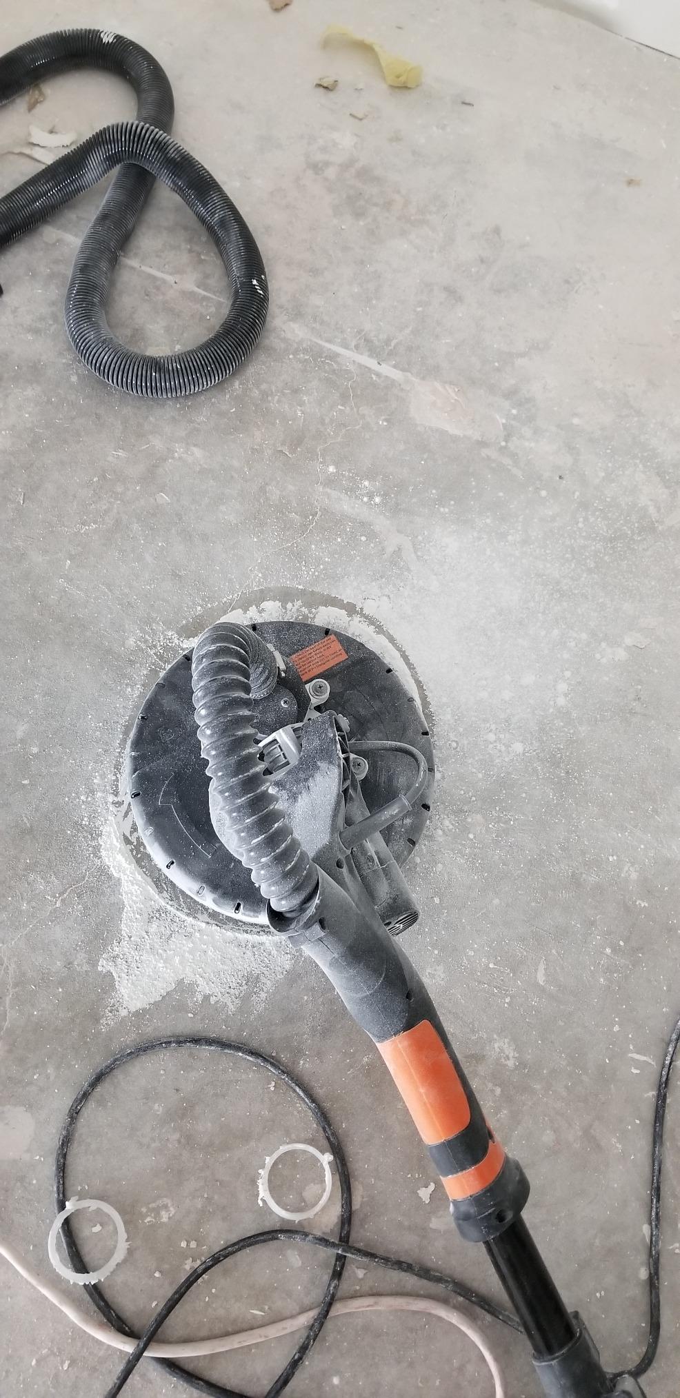 WEN 6377 Variable Speed 5-Amp Dual-Head Drywall Sander with 15-Foot Hose, 2017 Model customer photo 2