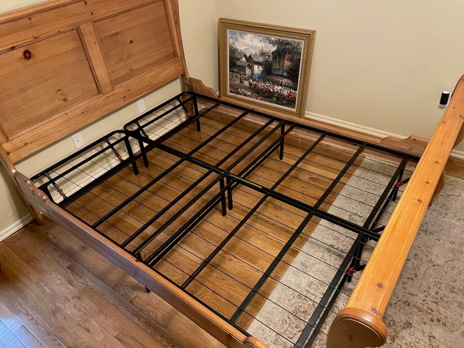 Amazon Basics Bed Frame with Ample Underbed Storage, Foldable Metal Platform, Sturdy Steel, No Box Spring Needed, 14 inches High, Noise-Free Support, Easy Assembly Tool-Free Setup, Full Size, Black customer photo 2