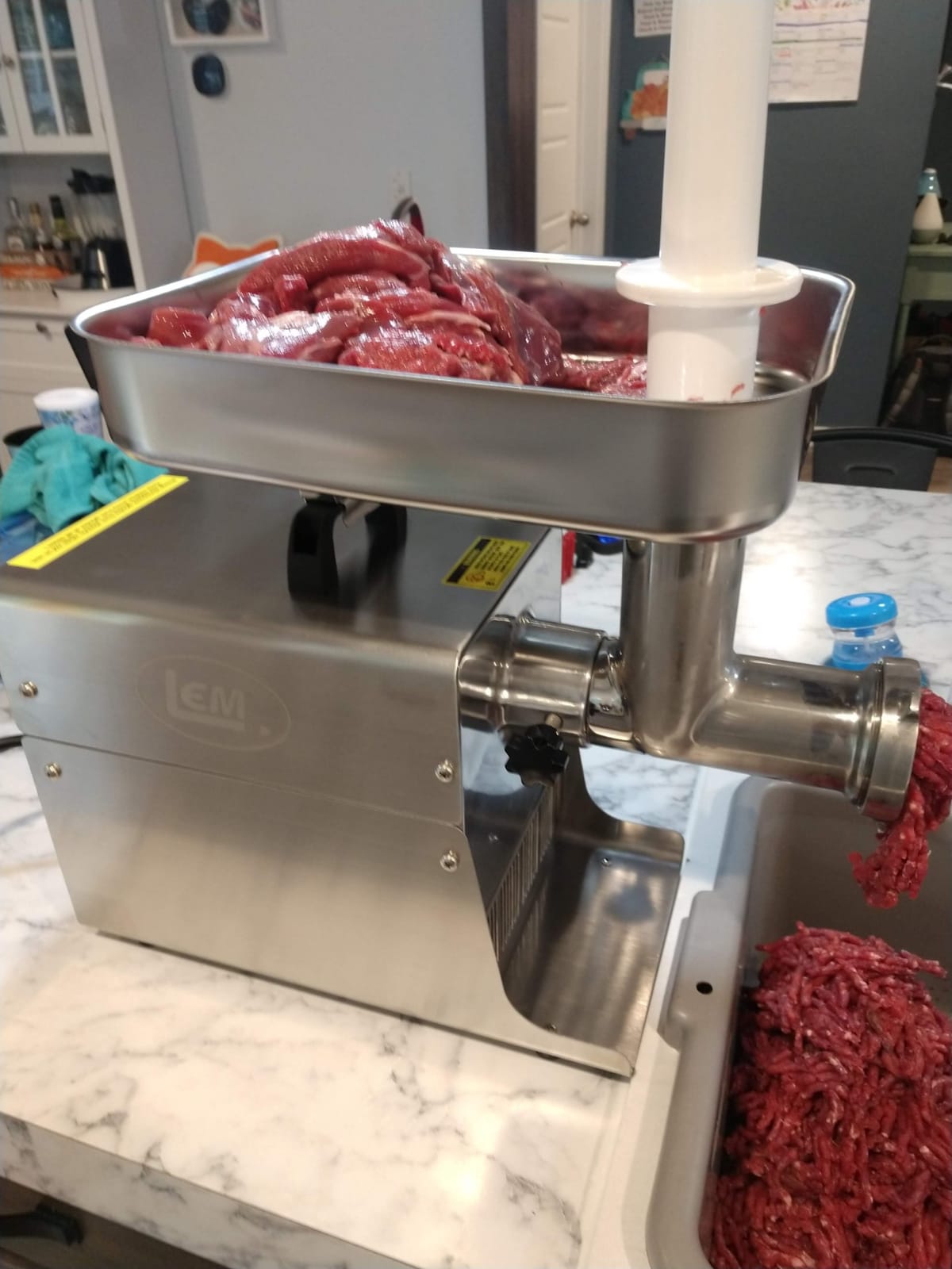LEM Products BigBite #8 Meat Grinder, Electric Meat Grinder customer photo 2