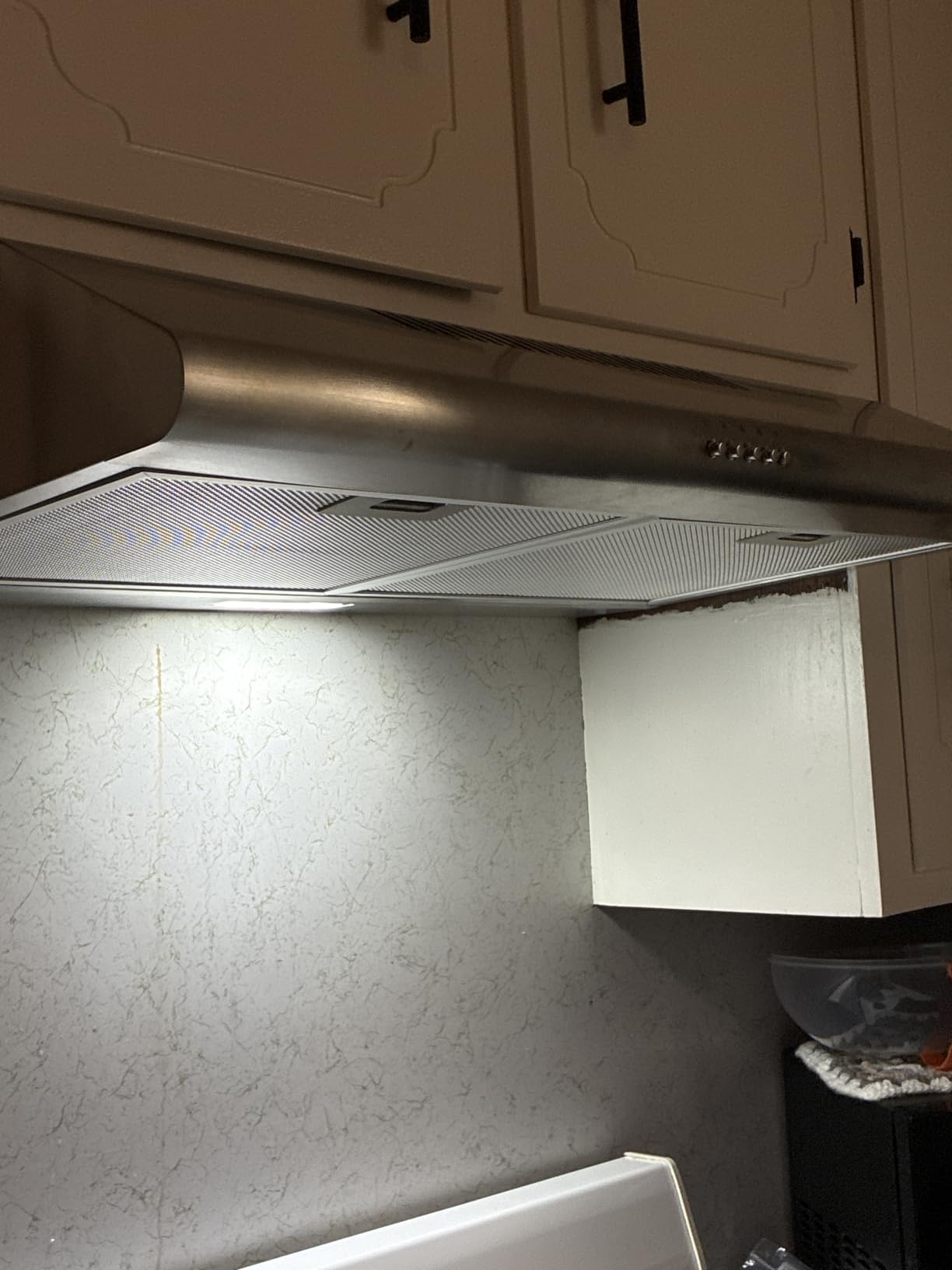 COSMO COS-5MU30 30 in. Delta Collection Ducted Under Cabinet Range Hood, Button Controls, Reusable Filters, LED Lights, Stainless Steel customer photo 2