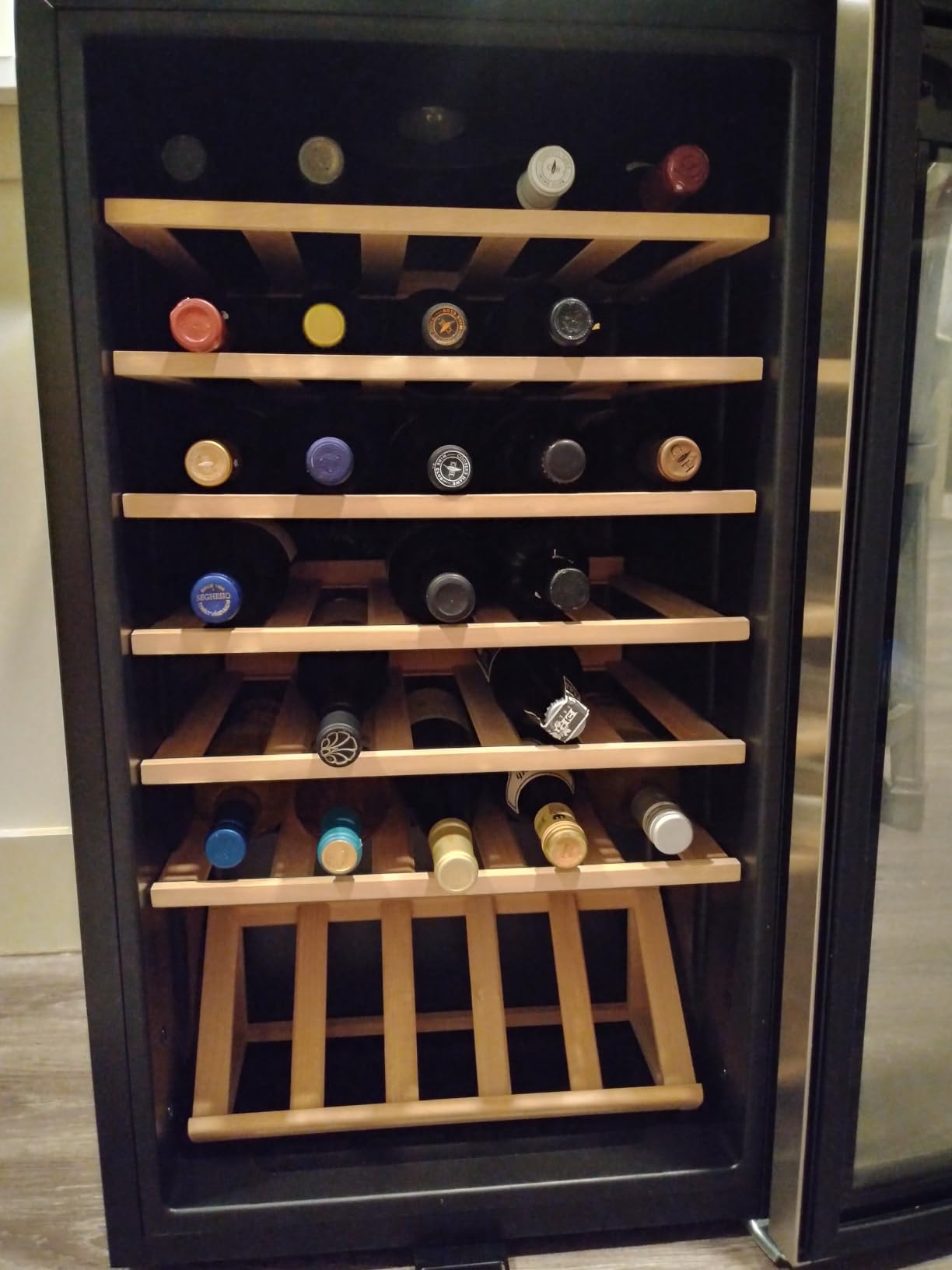 Whynter Wine Refrigerator 34 Bottle Freestanding Digital Control FWC-341TS customer photo 1