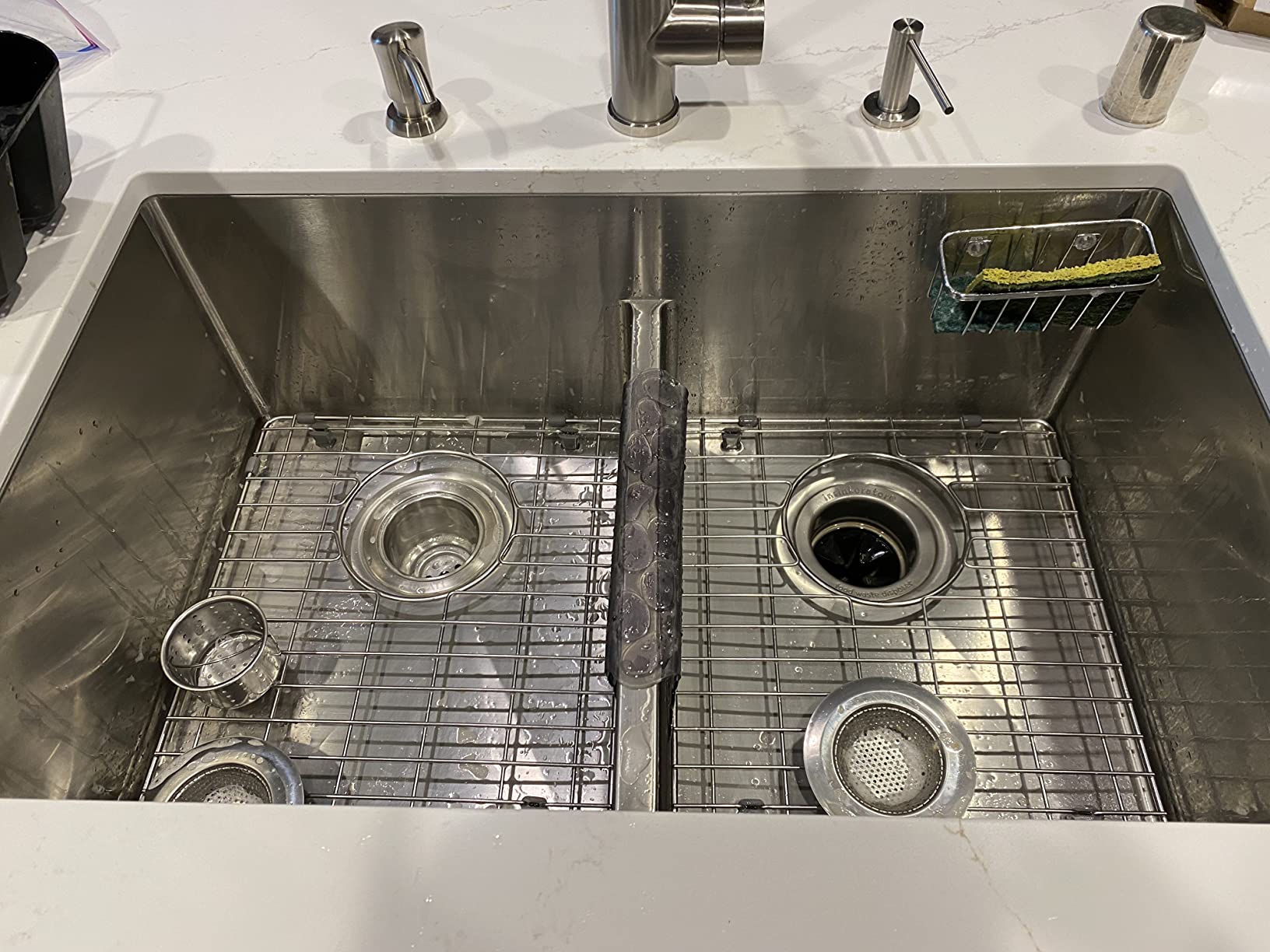 Ruvati 33-in 60/40 Low-Divide Undermount Kitchen Sink - RVH7419 customer photo 1